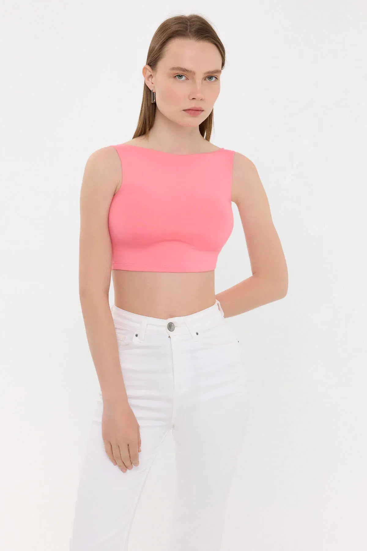 Sleeveless Round Neck Top with Back Detail 4