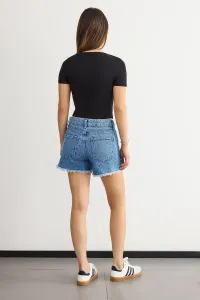 black-image-3