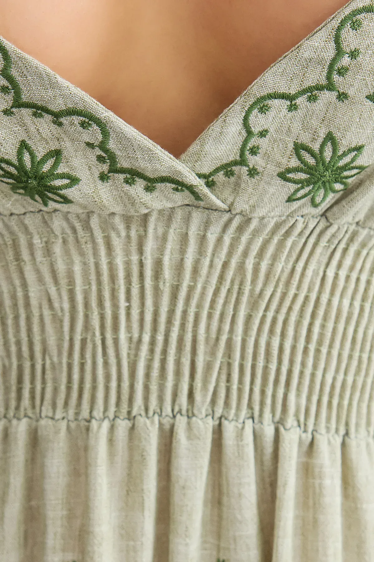 Embroidered Sleeveless Maxi Dress with Smocked Details 5