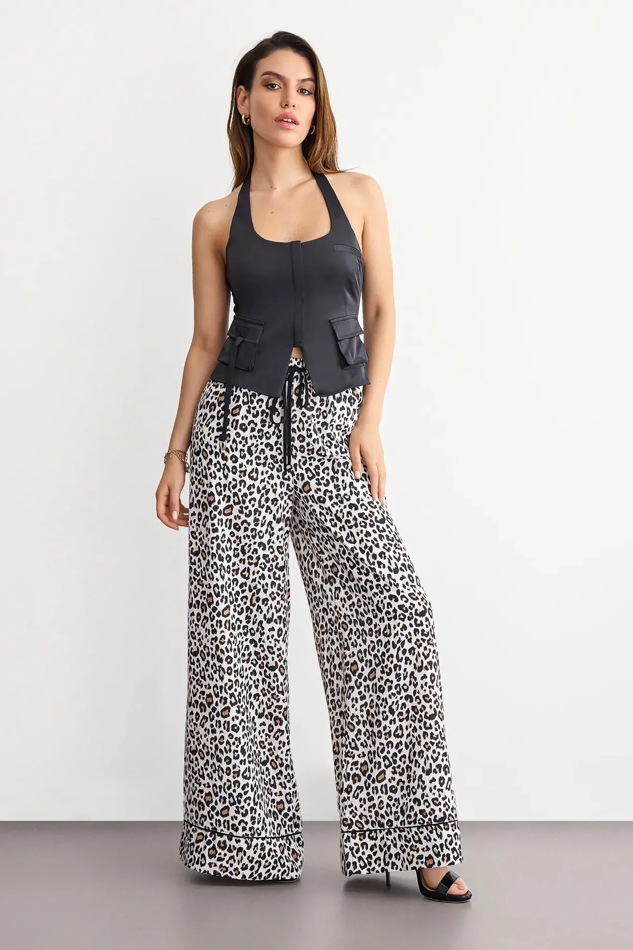 High-Waist Super Wide Leg Trousers with Animal Print 