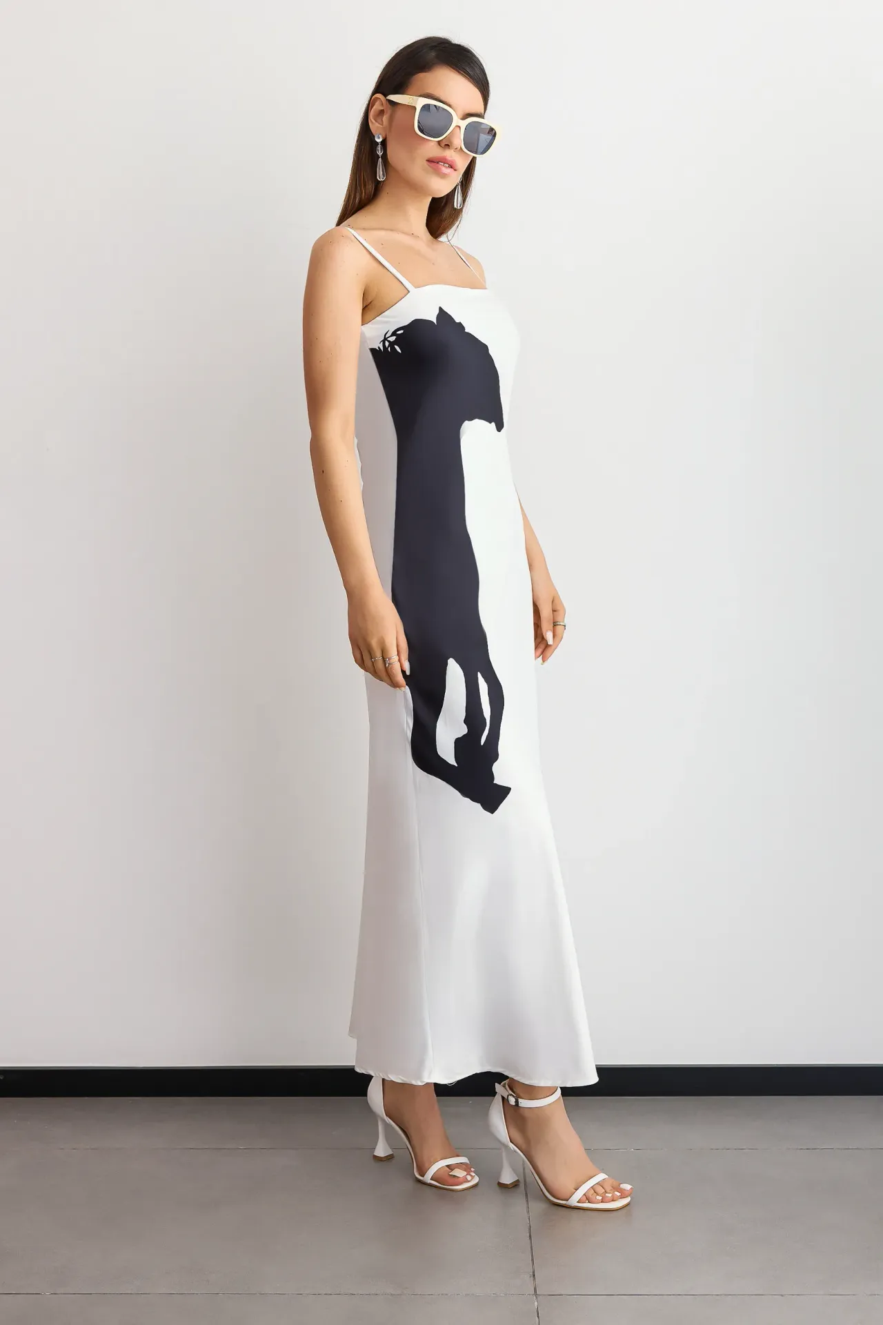 Graphic Print Spaghetti-Strap Maxi Dress