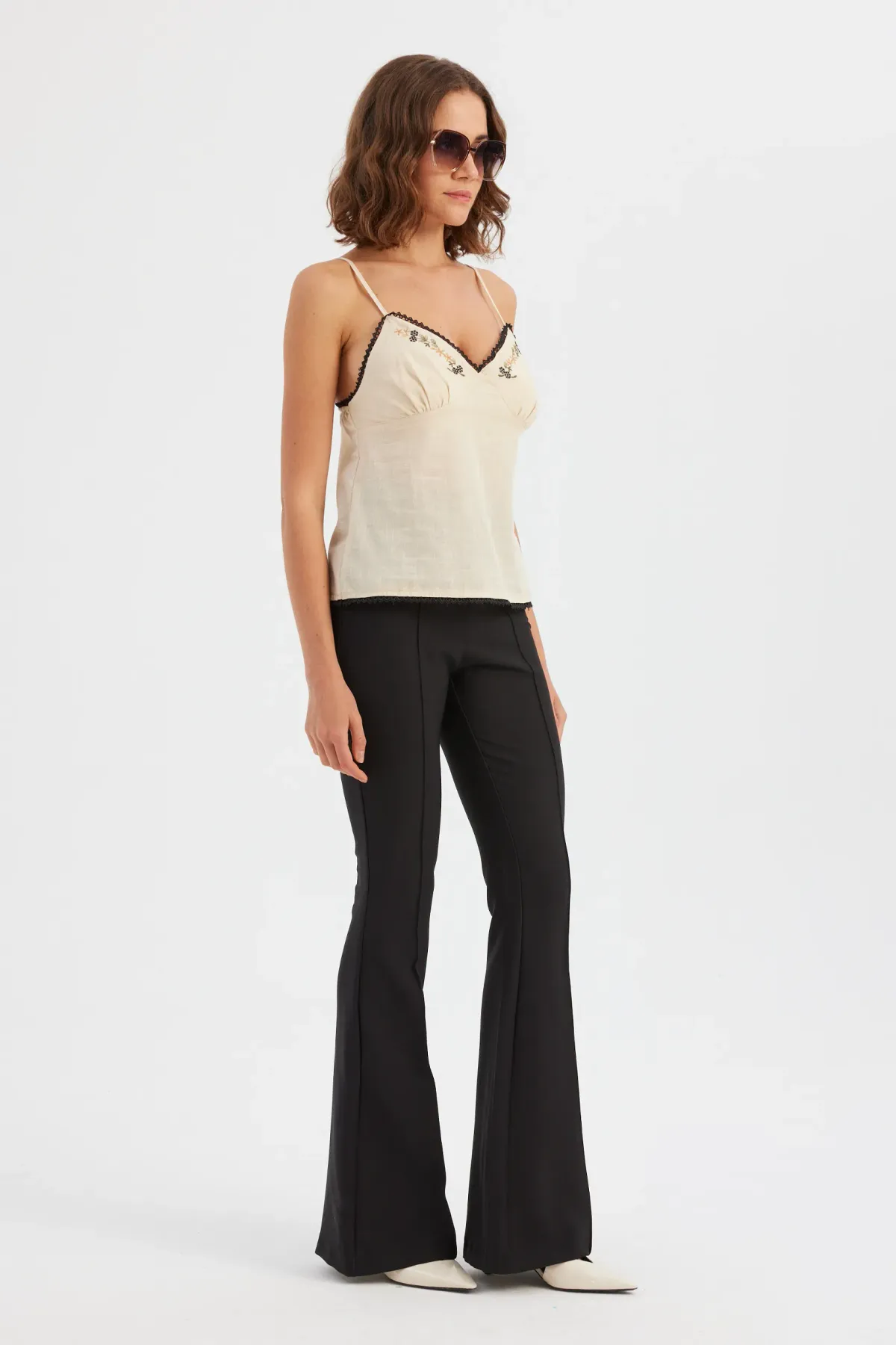 Embroidered V-Neck Sleeveless Cotton Top 3