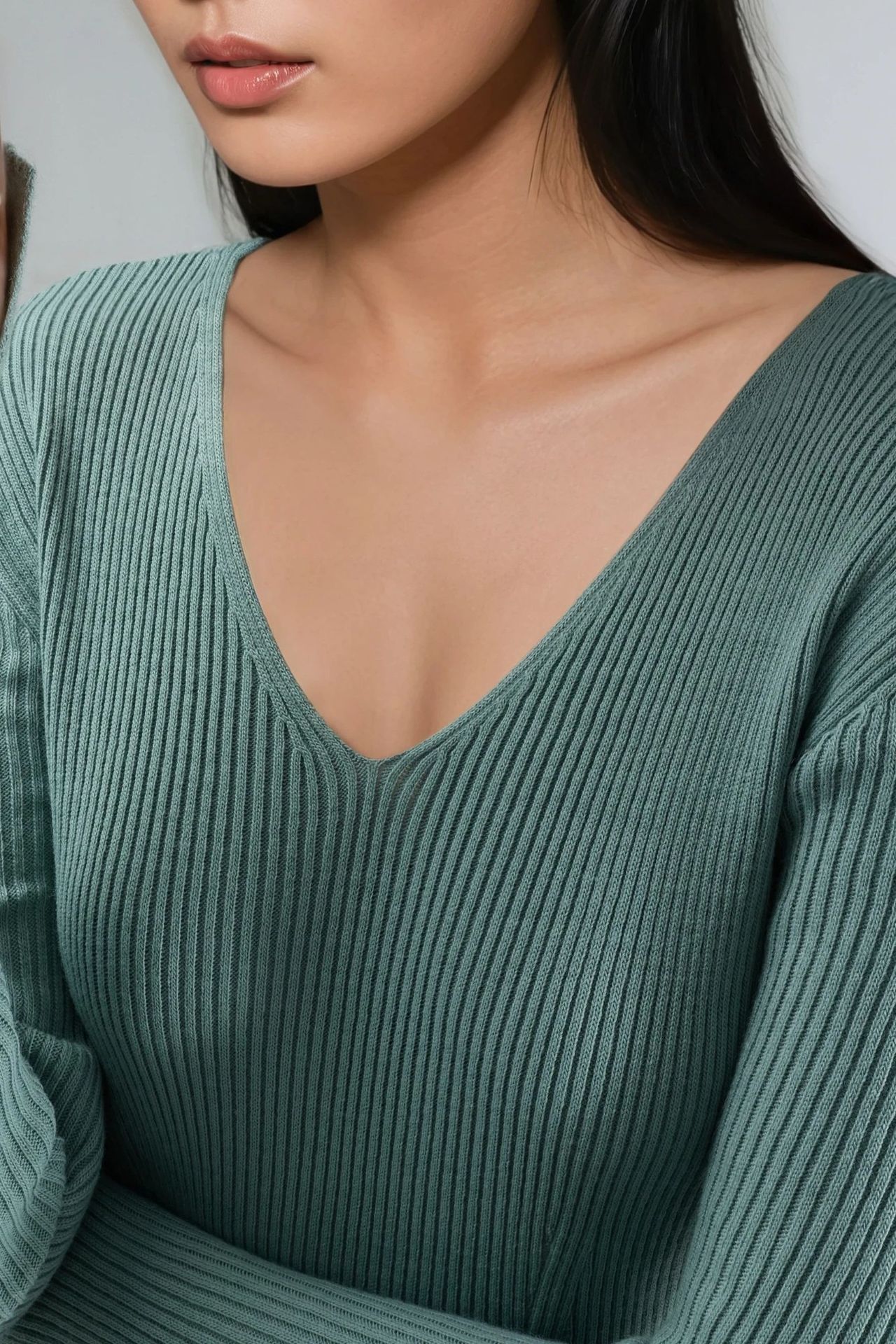 MY FASHION V-Neck Textured Maxi Knit Dress with Slit 5