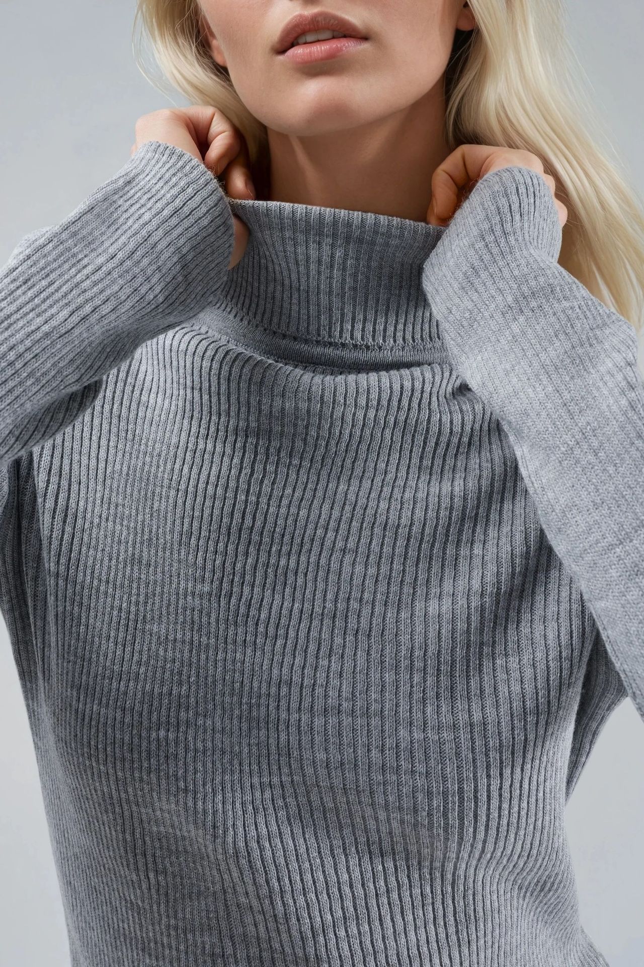 MY FASHION Fitted Textured Turtleneck Sweater 6
