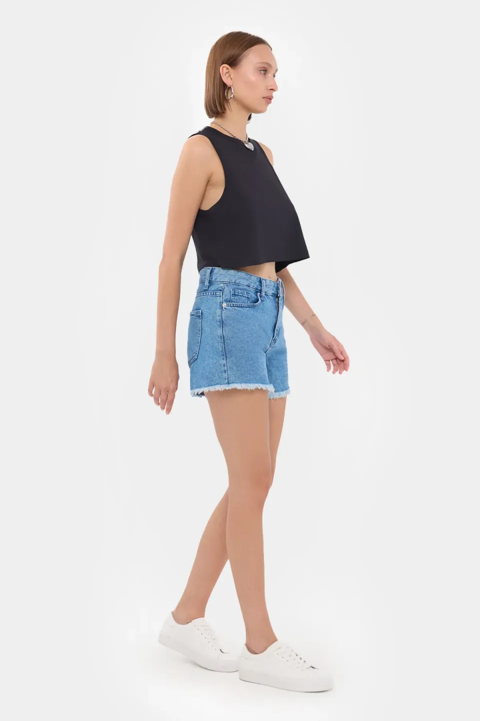 Sleeveless Round Neck Solid Crop Top