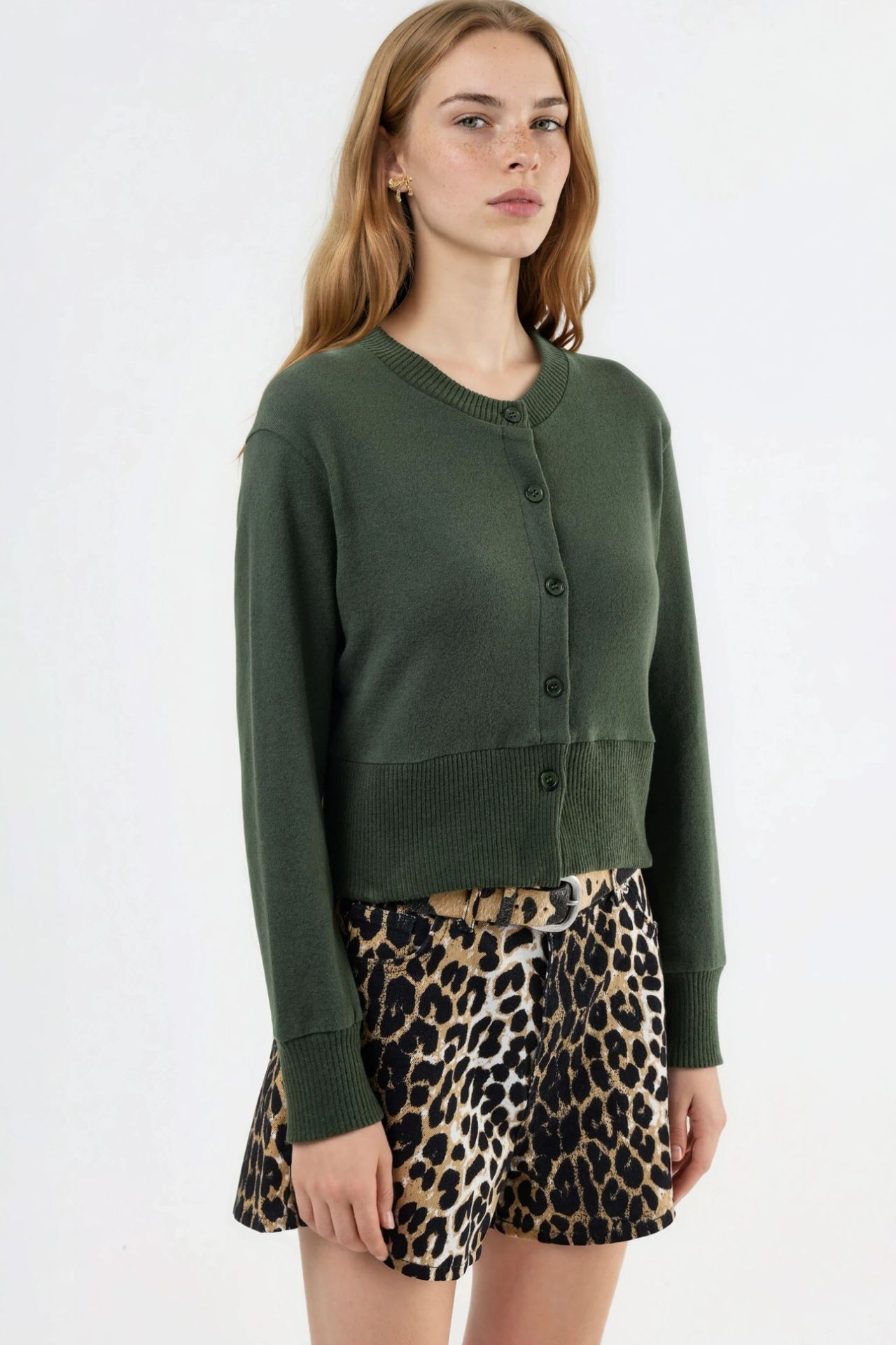 BUSEM Casual Crew Neck Buttoned Crop Jacket 2