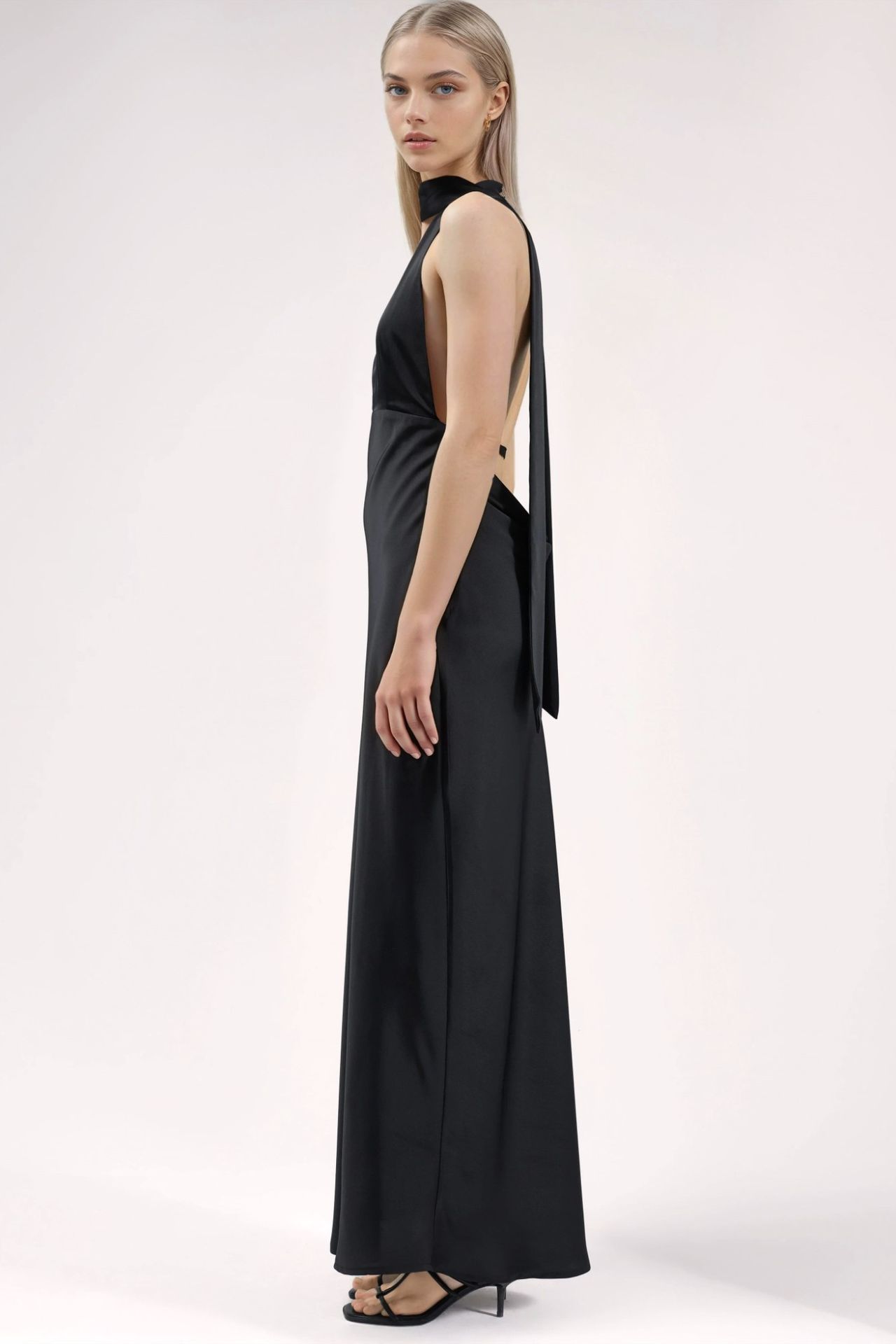 V-Neck Bodycon Maxi Dress 4