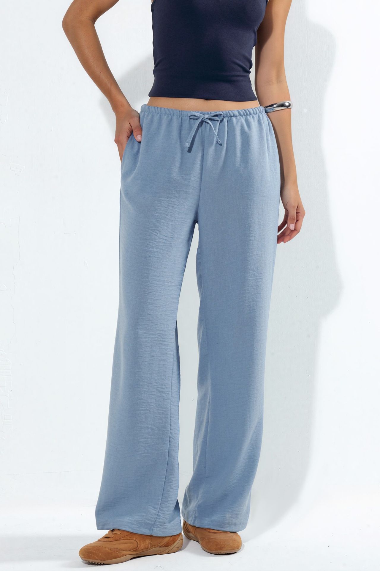 BUSEM Women’s Straight-leg Woven Trousers 1