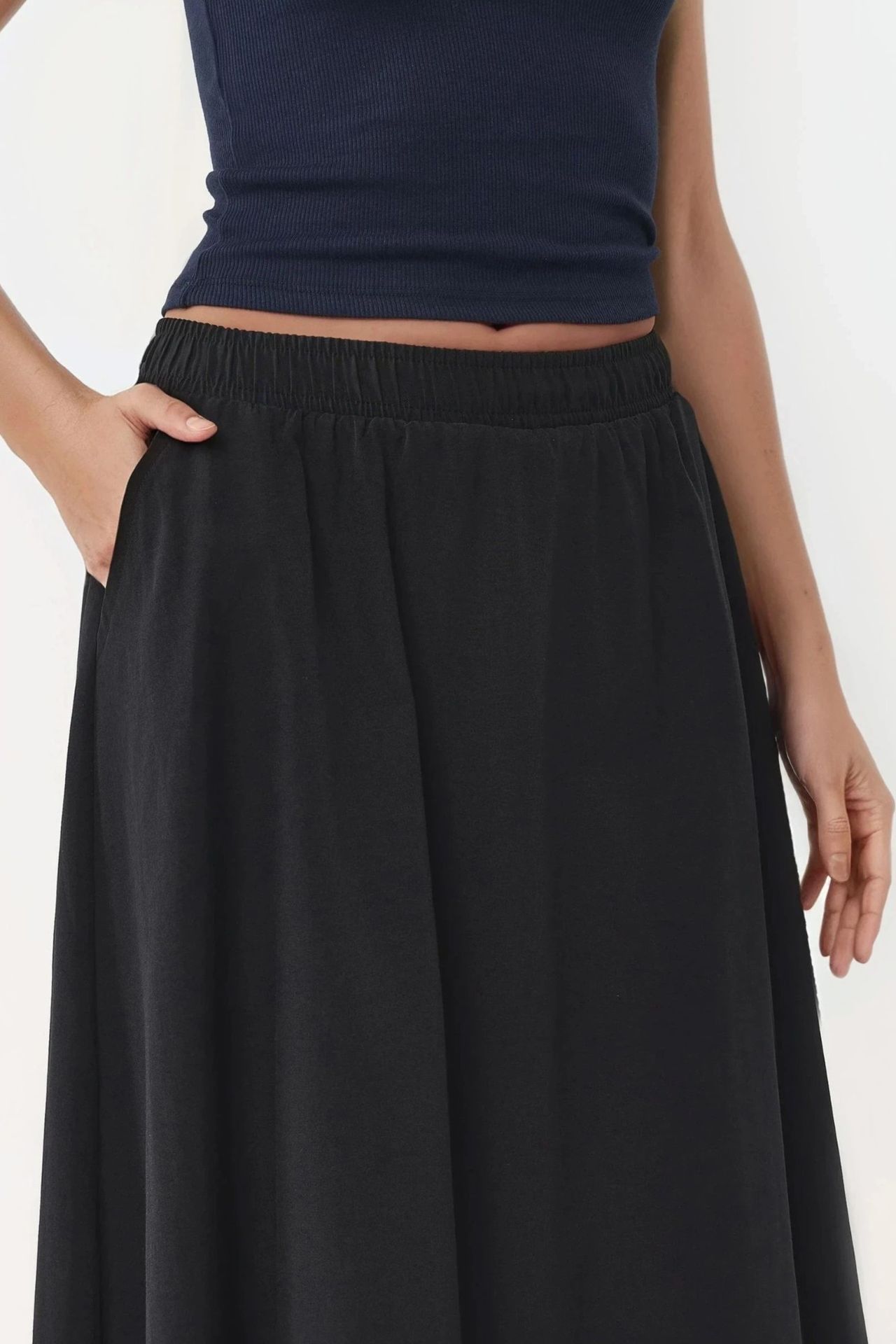 BUSEM Elastic Waist Midi Skirt with Pockets 6