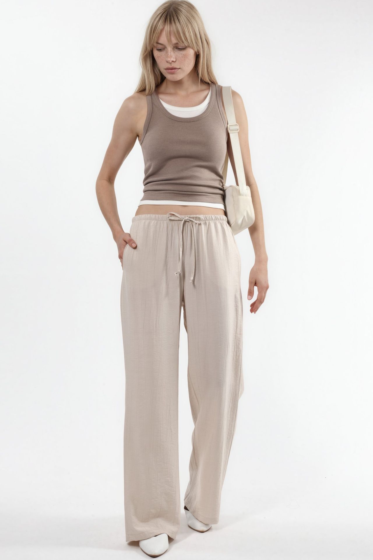 BUSEM Women's Wide-Leg Woven Trousers 4
