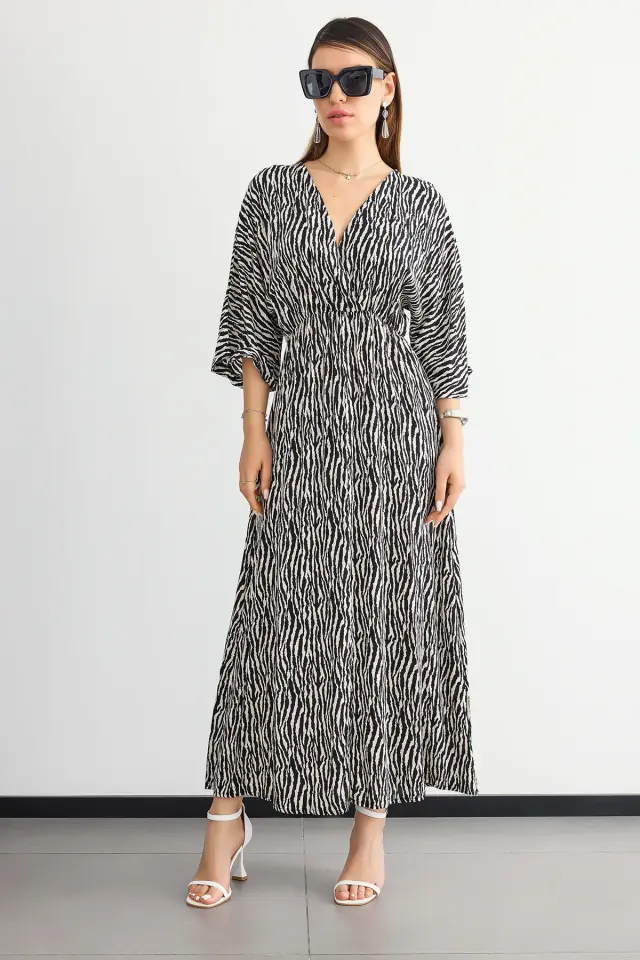 Belted Floral V-Neck Maxi Dress