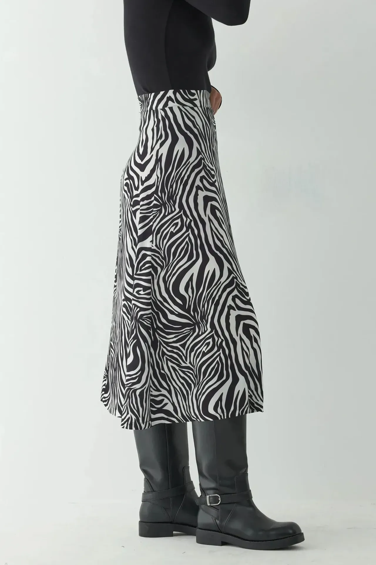 High Waist Zebra Print Midi Skirt 4