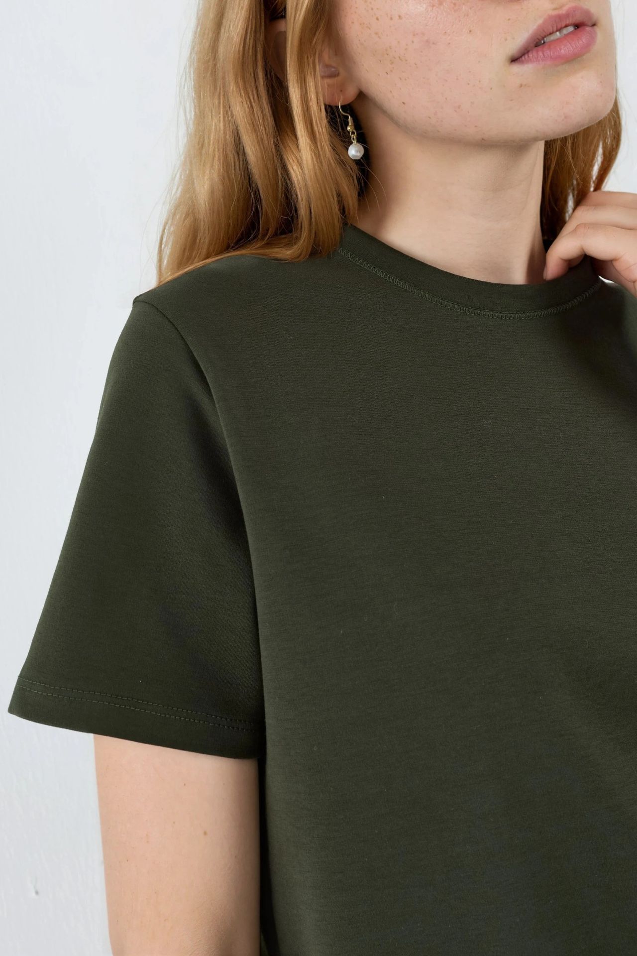 BUSEM Plain Crew Neck T-Shirt 6