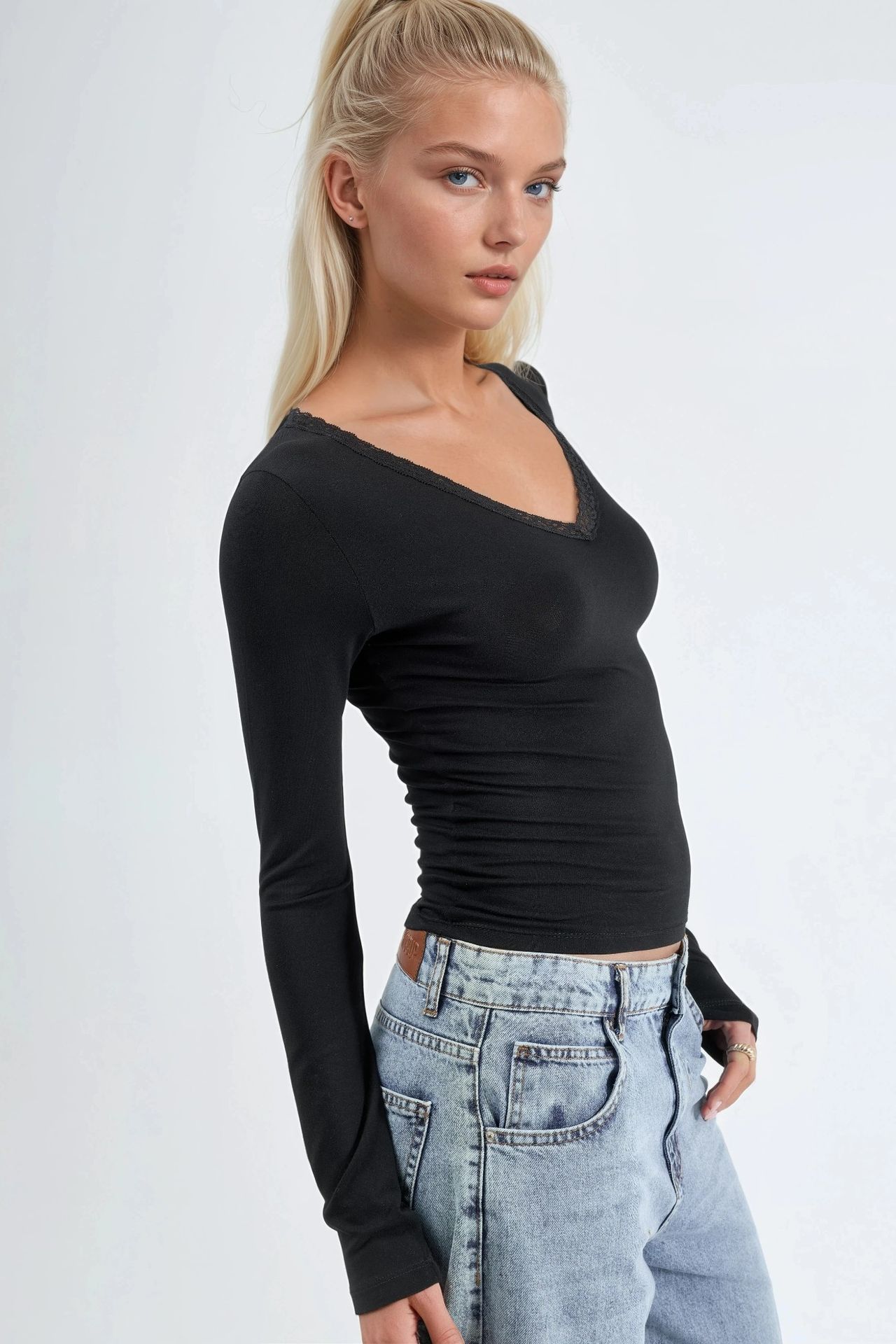 BUSEM V-Neck Long Sleeve Blouse with Lace Detail 2