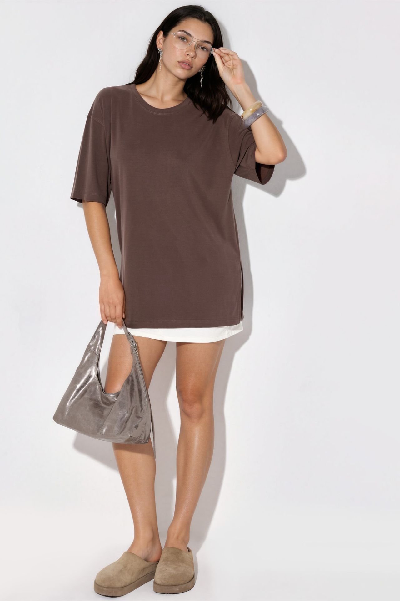 BUSEM Slit Detailed Crew Neck Short Sleeve T-Shirt 4