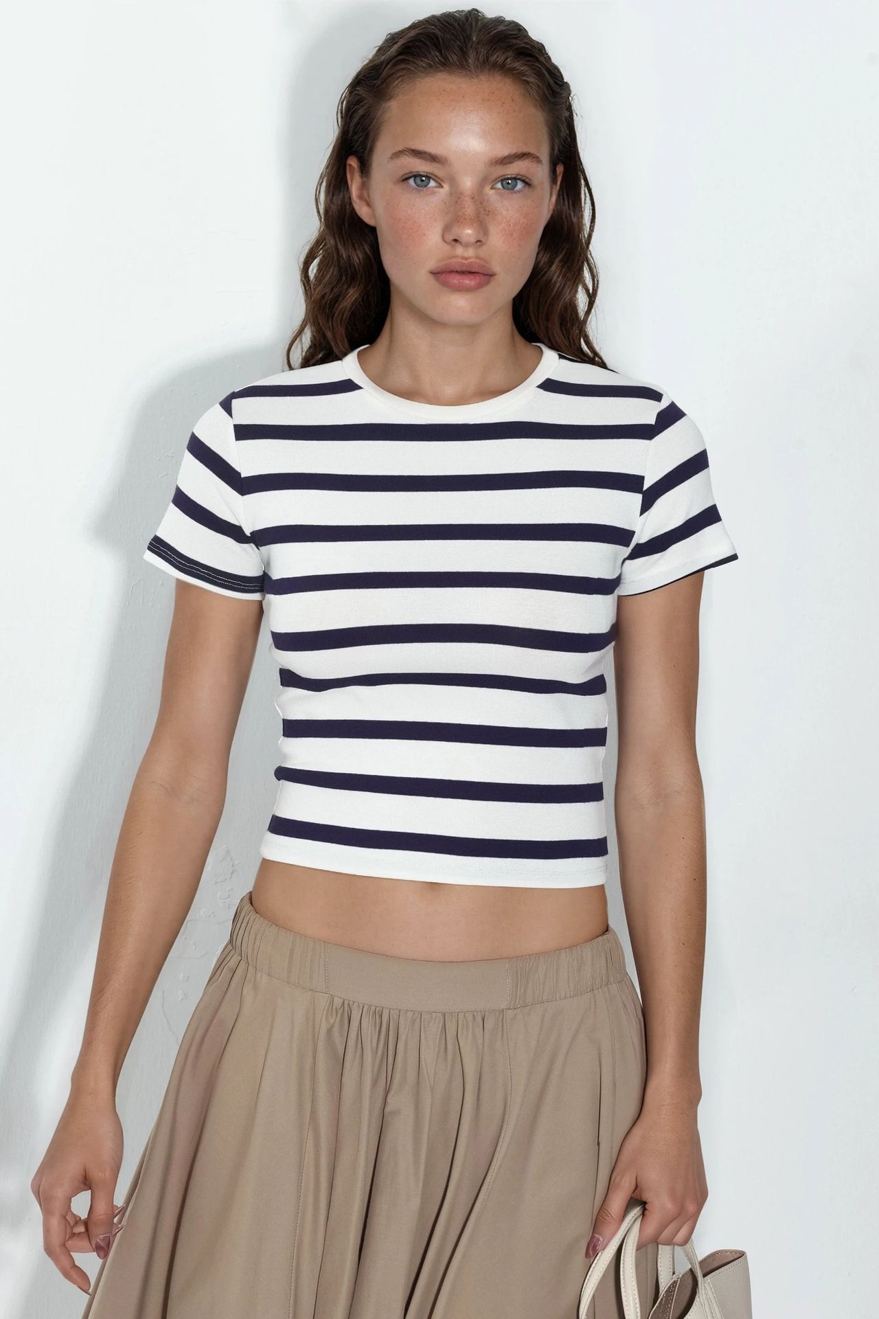 BUSEM Striped Crew Neck Basic T-Shirt 1