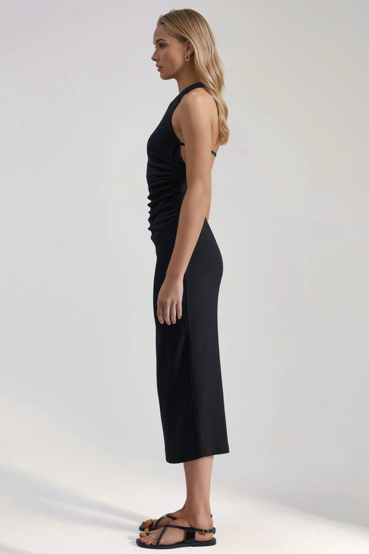 Textured Midi Bodycon Dress with Halter Collar 7