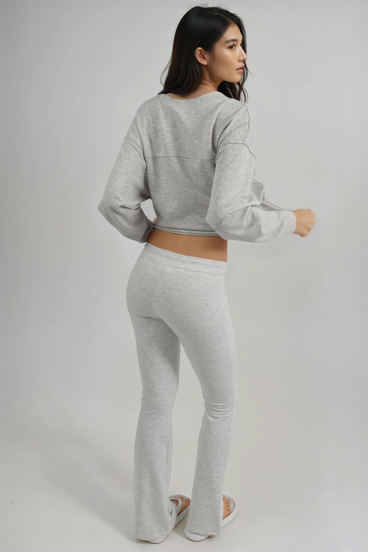 BUSEM Mid Waist Flare Leg Sweatpants with Drawstring 4