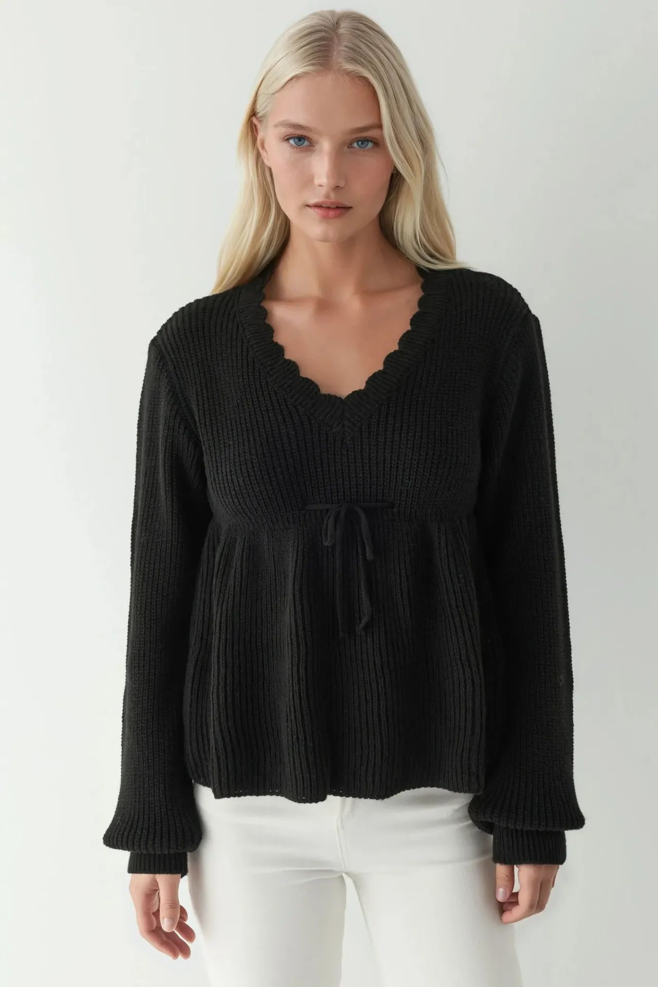 Sliced V-Neck Sweater with Tied Up Detail 6