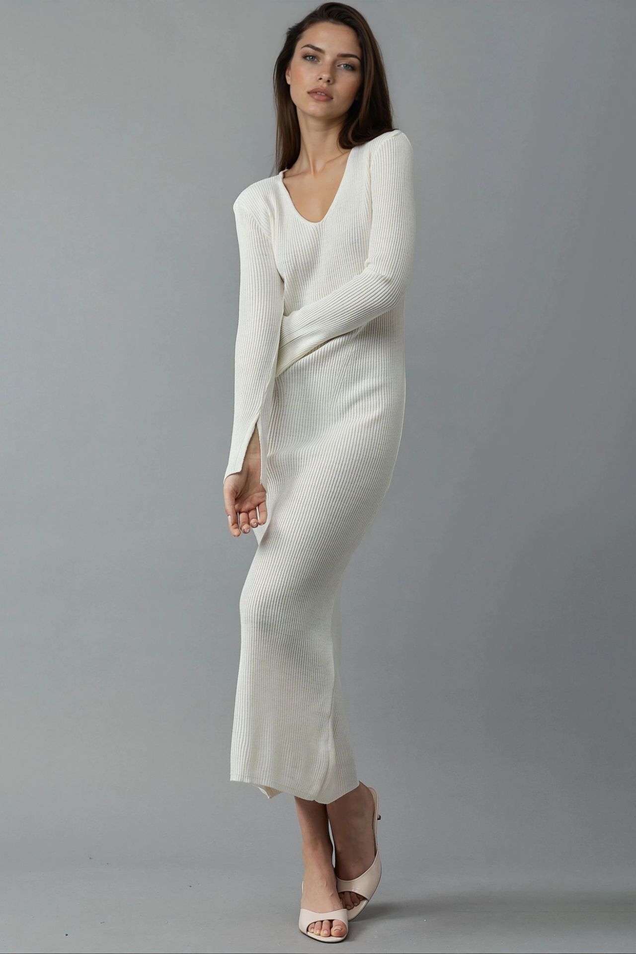 MY FASHION V-Neck Textured Maxi Knit Dress with Slit 1