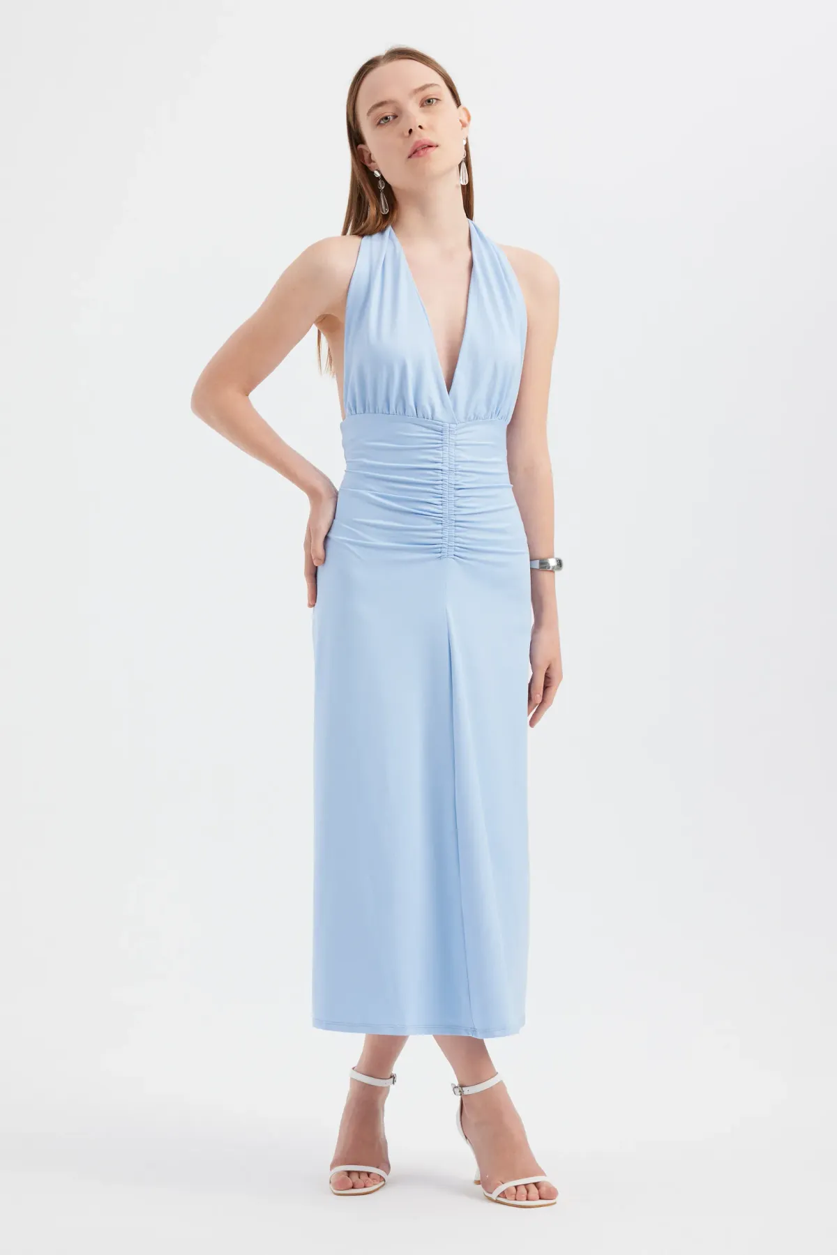 Backless Halter Neck Midi Dress 3