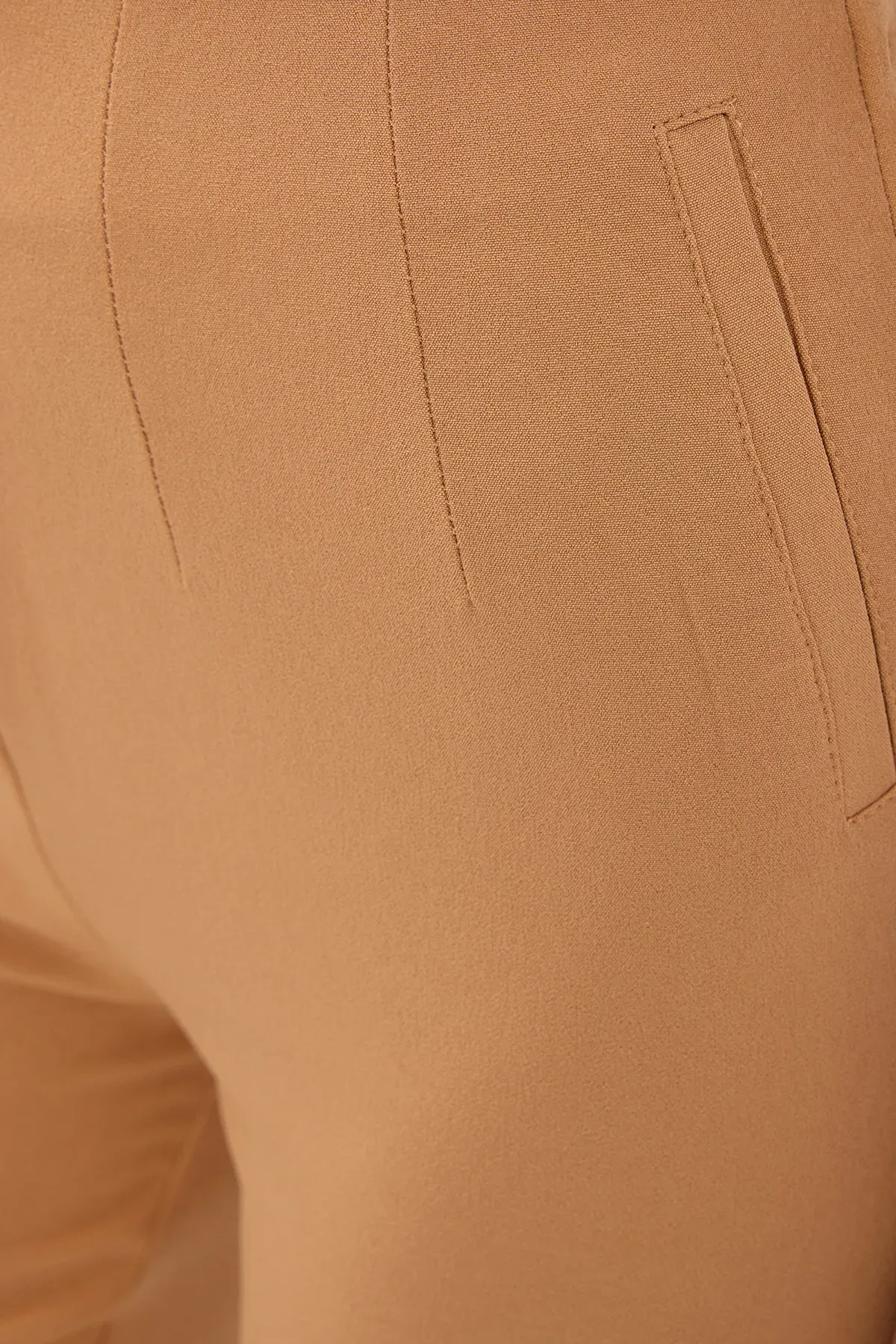 High Waist Carrot fit Trousers 5