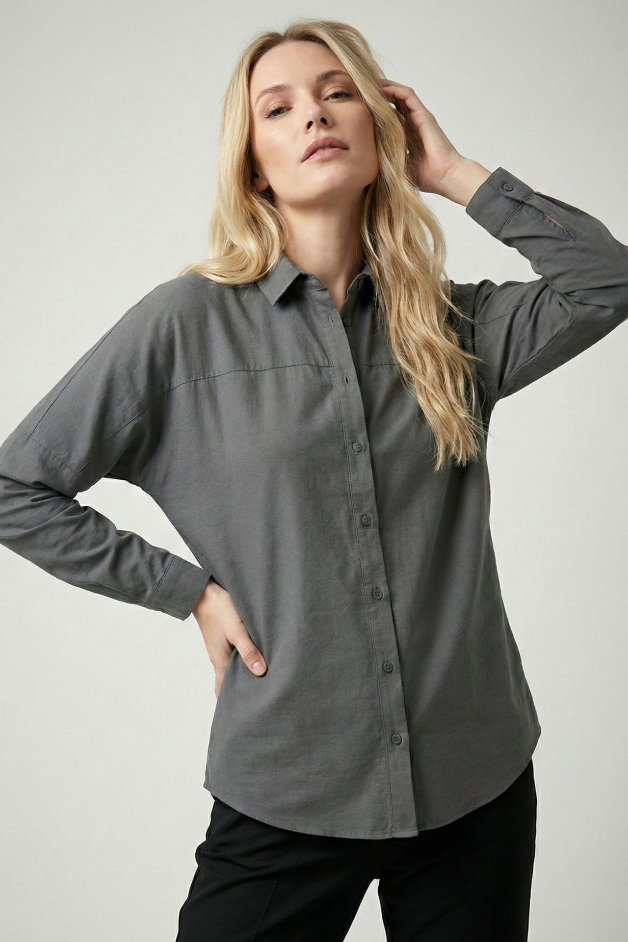 BDART Relaxed Fit Poplin Shirt with Button Closure 2