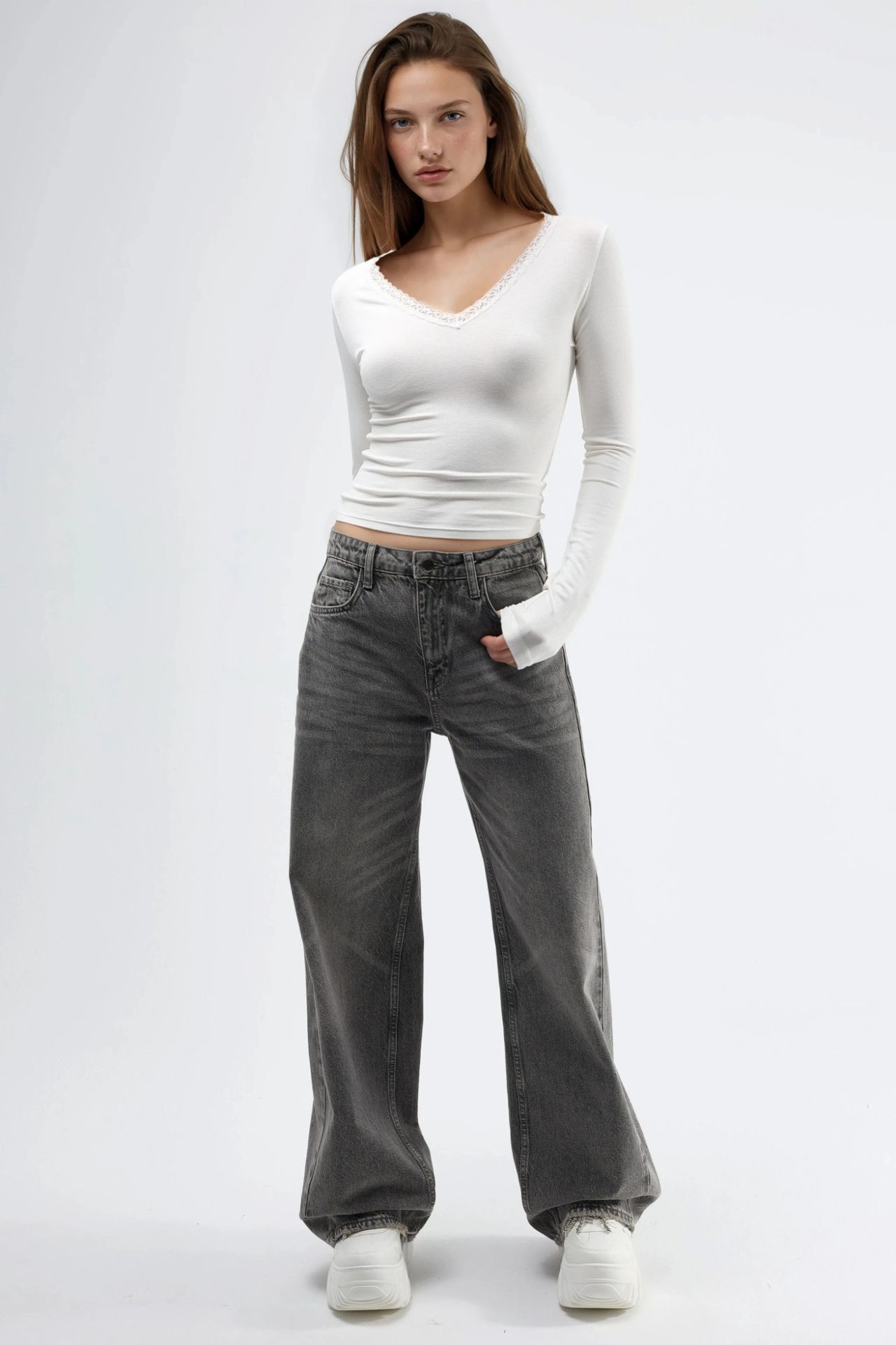BUSEM V-Neck Long Sleeve Blouse with Lace Detail 4