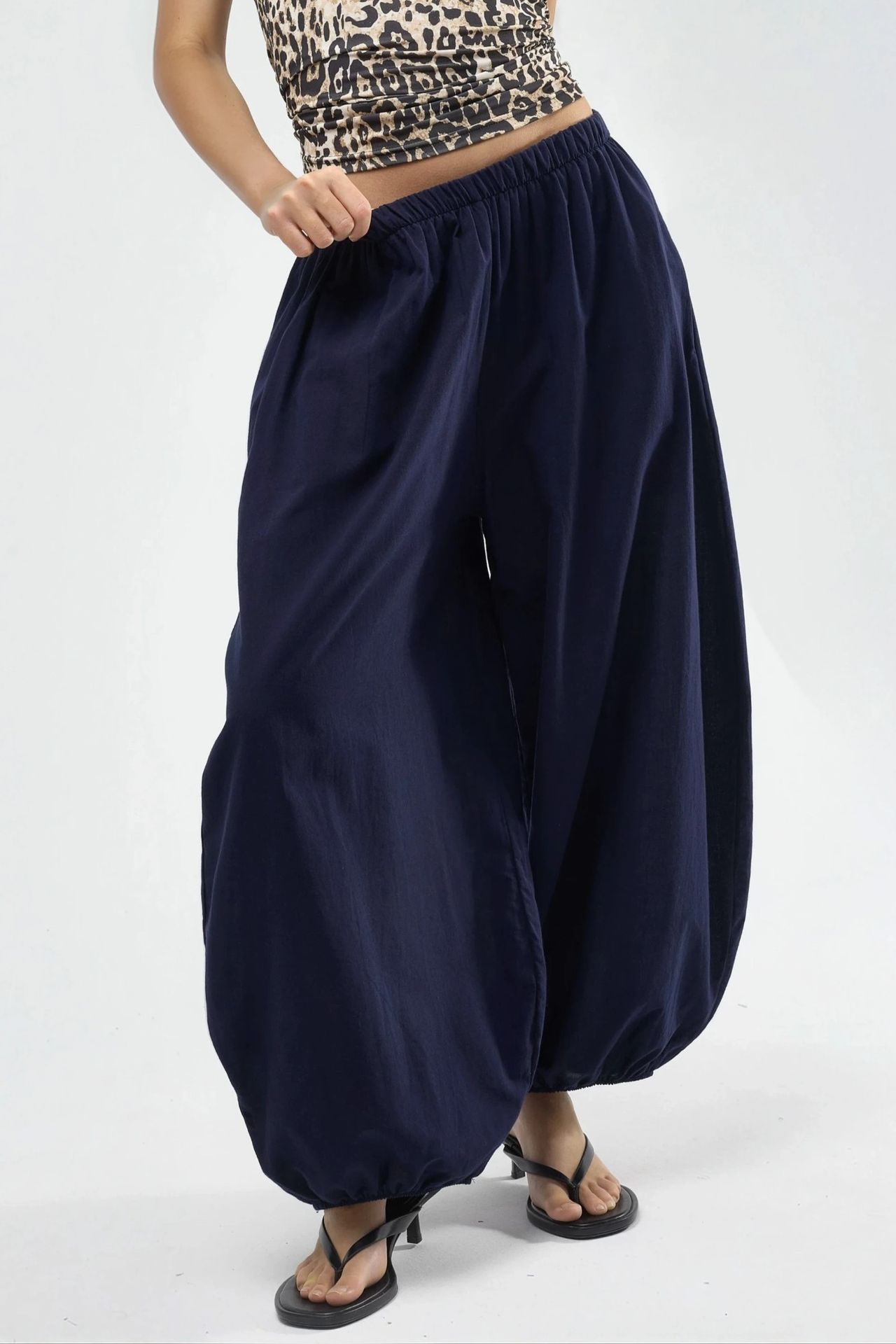 BUSEM Elastic Waist Balloon Pants with Pockets 2