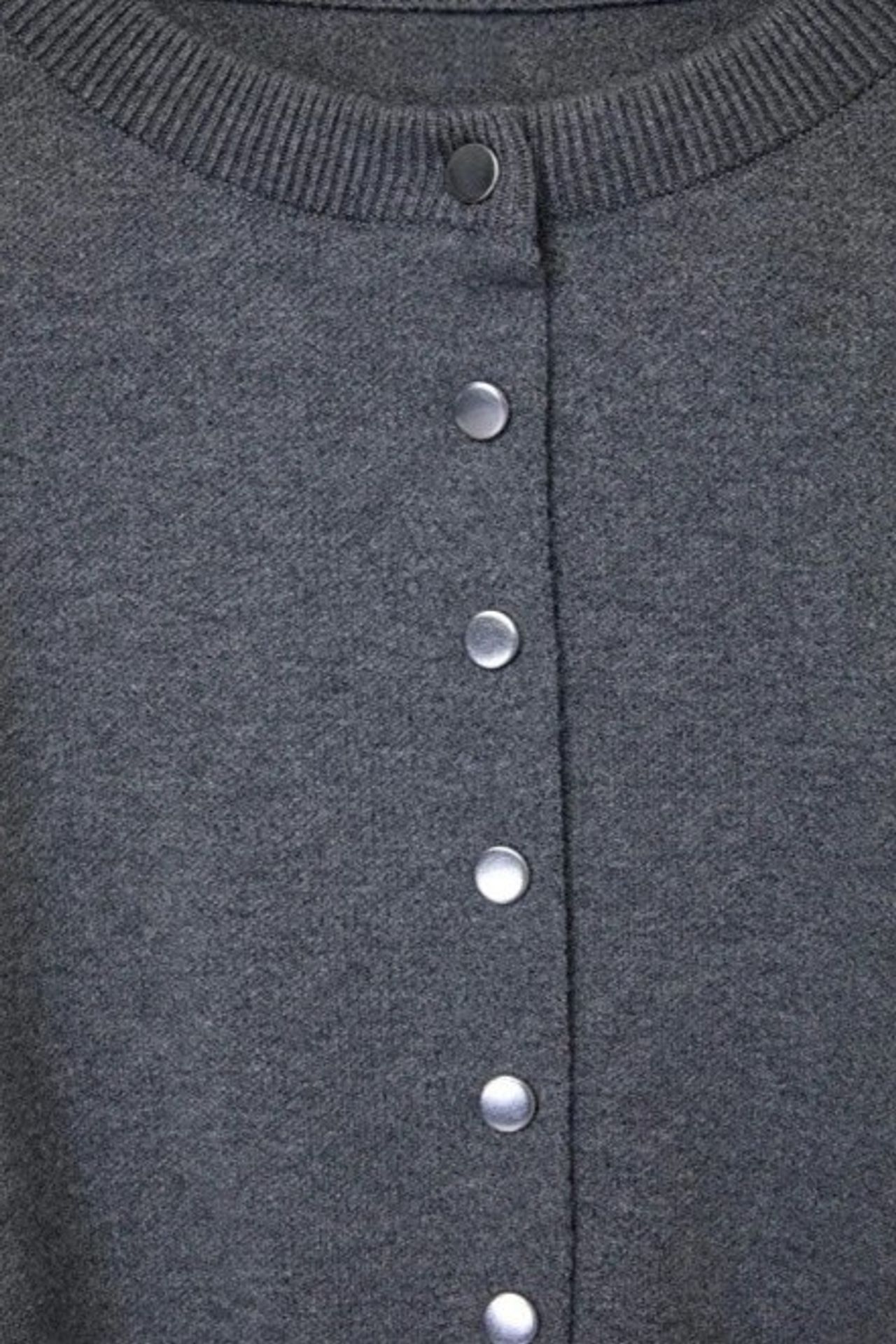 Soft Textured Fitted Knit Cardigan