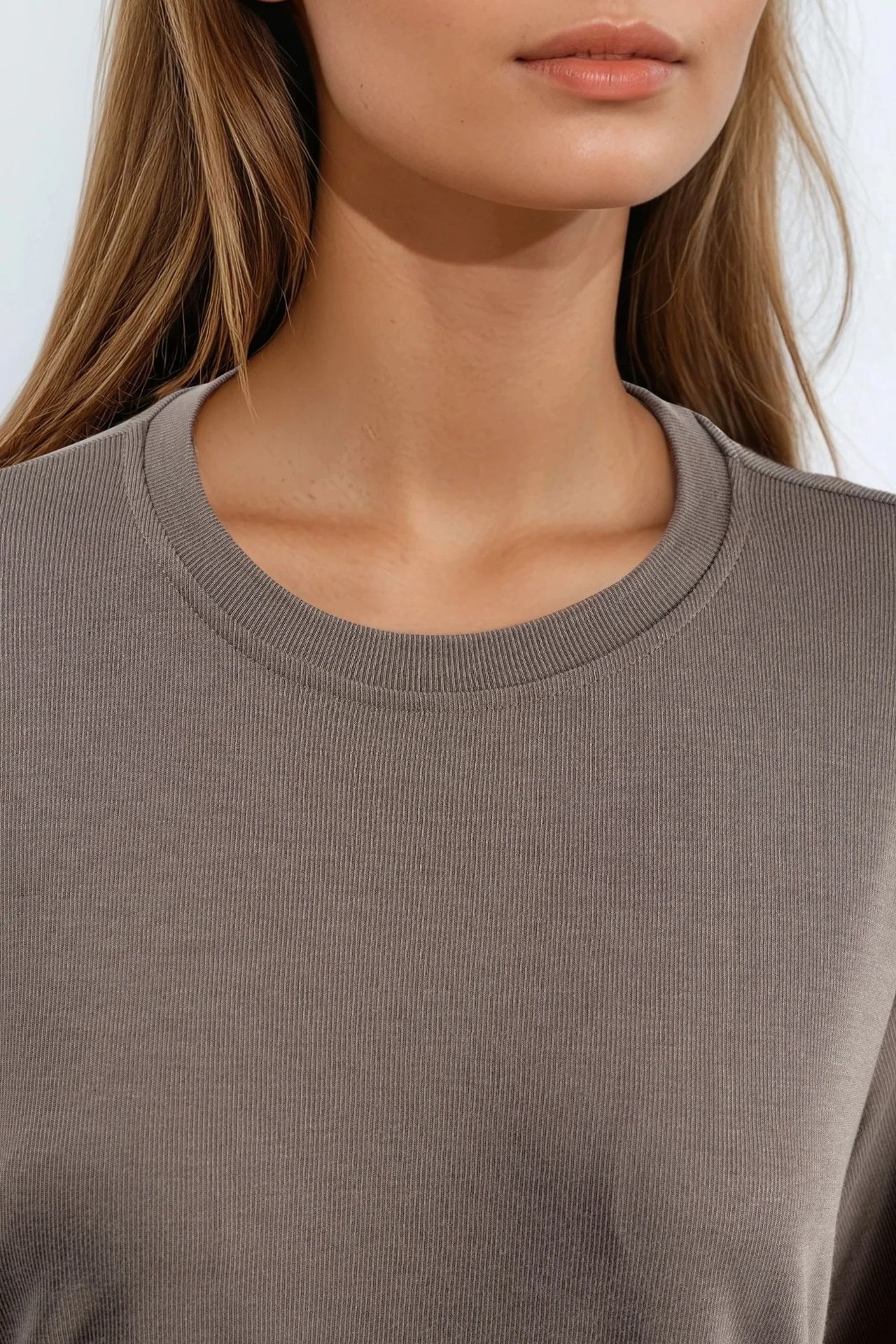 BUSEM Oversized Crew Neck Ribbed T-Shirt 4