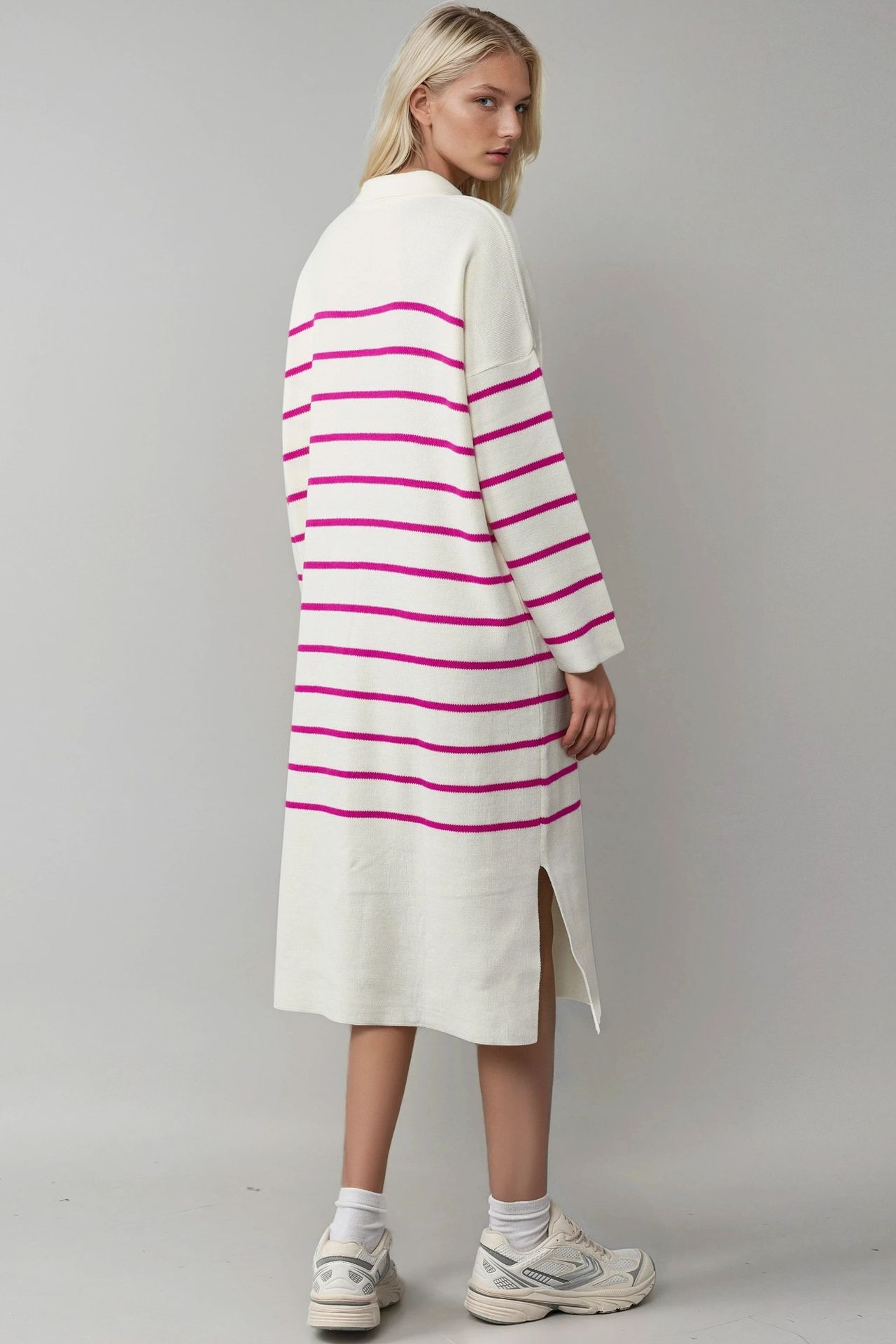 MY FASHION Striped V-Neck Loose Fit Midi Knit Dress with Slit 3