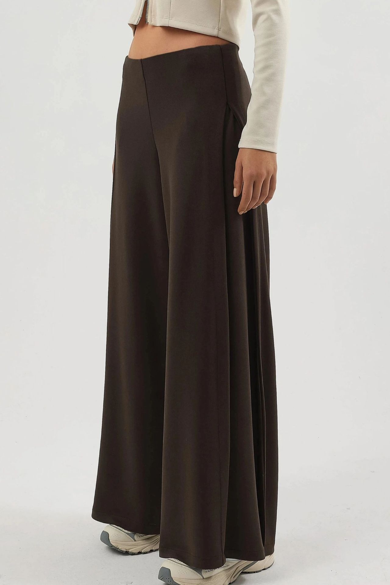 BUSEM Wide Leg Pleated Pants 1