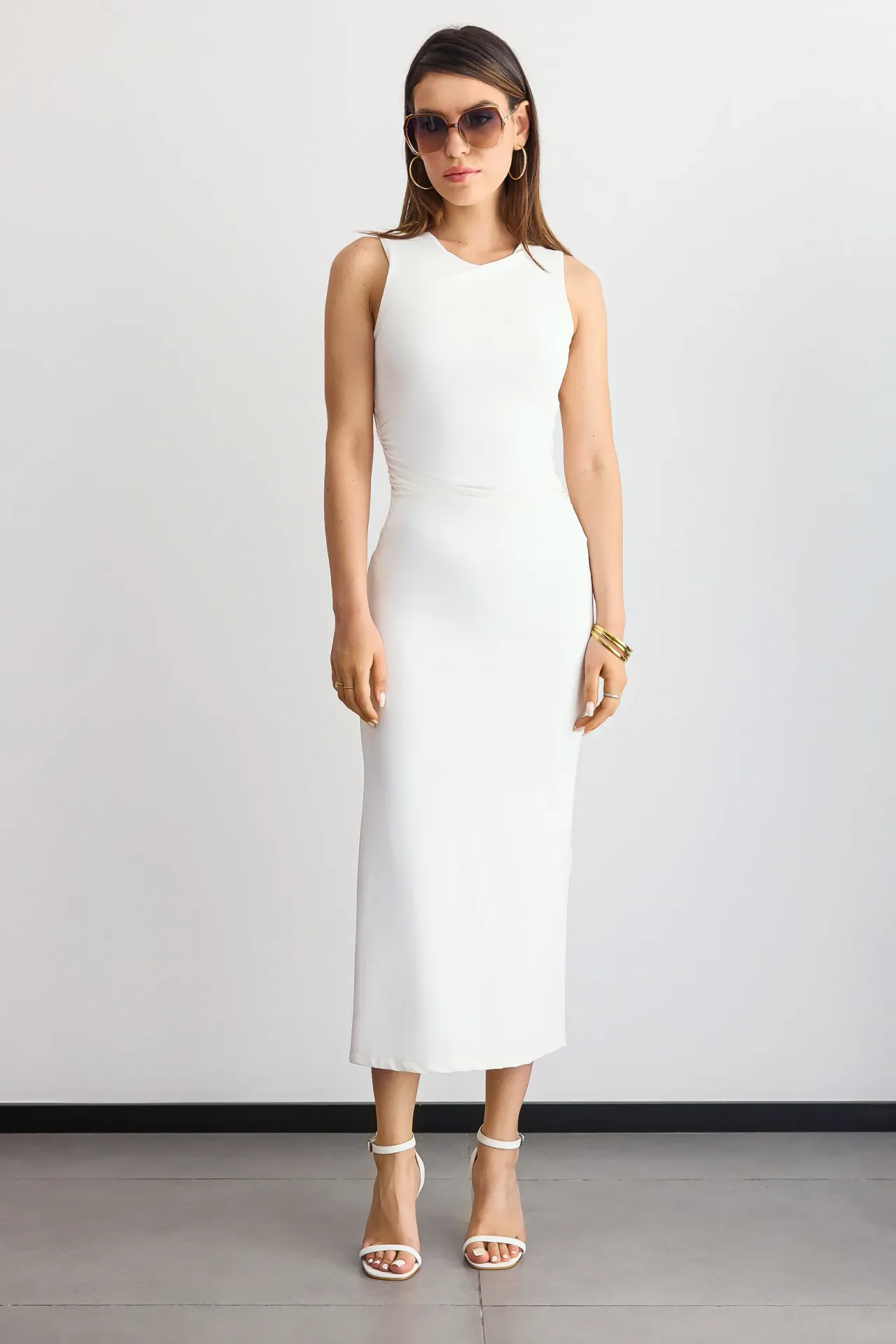 Sleeveless Round Neck Maxi Dress with Back Cut-Out