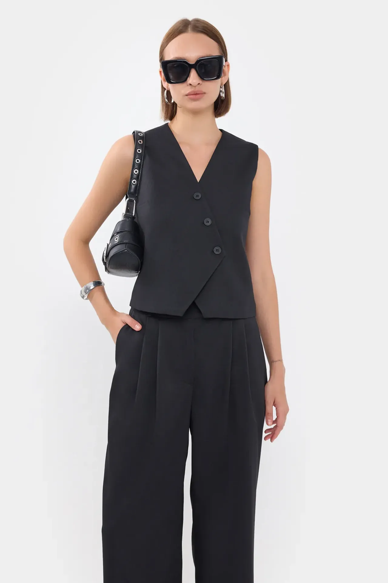 Asymmetric Buttoned V-Neck Waistcoat and Pleated Pants Coords Set