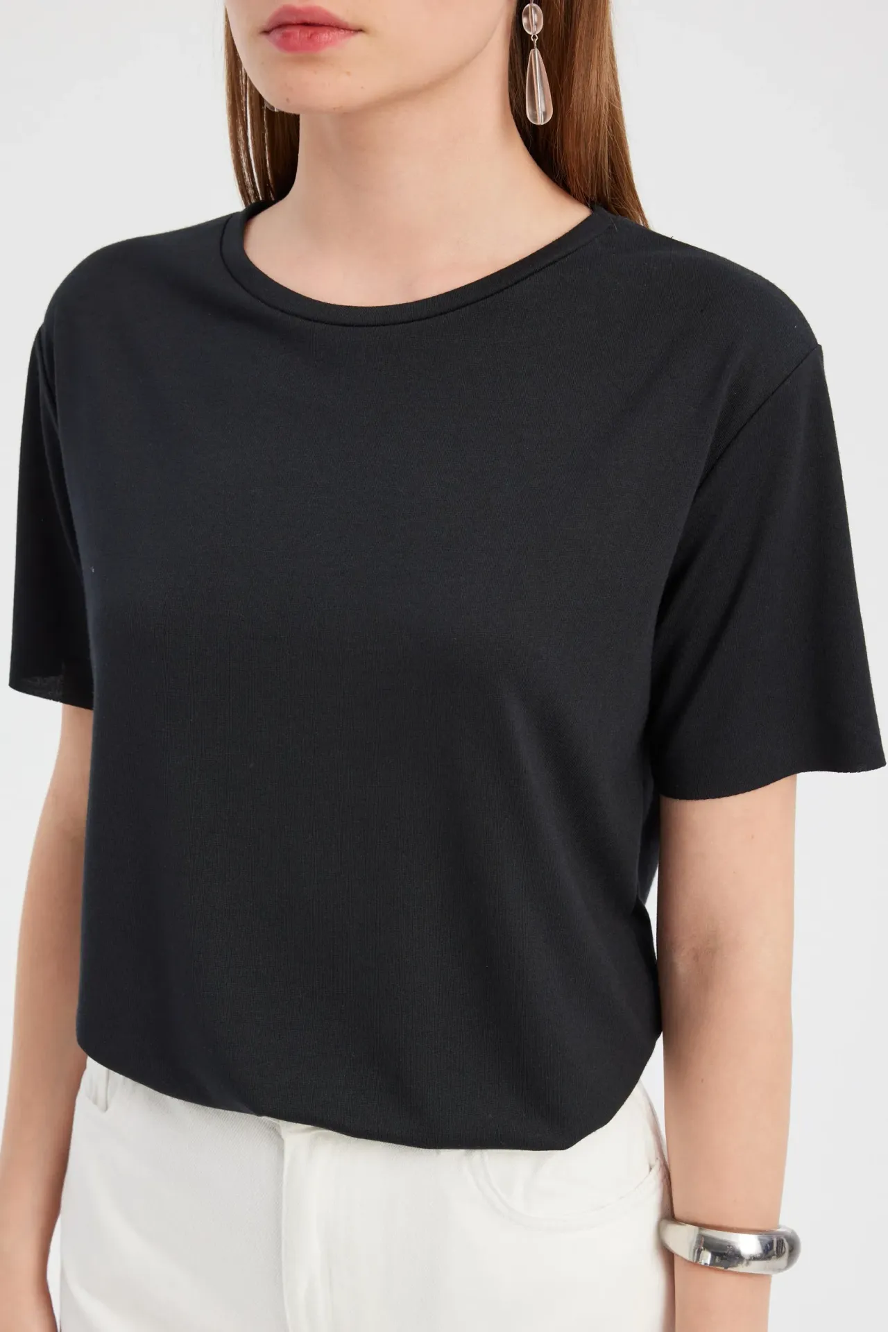 Basic Round Neck Short Sleeve T-Shirt