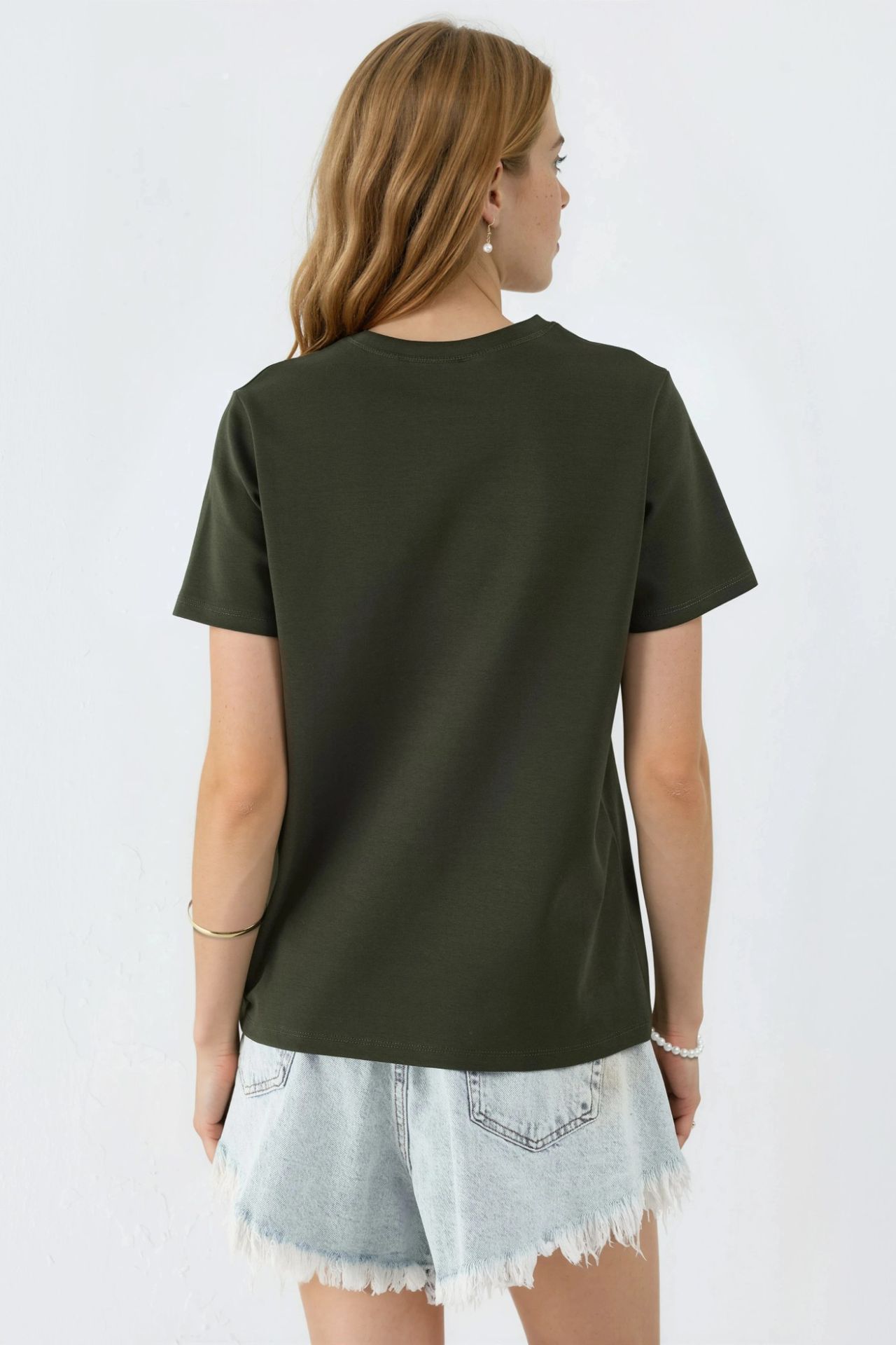 BUSEM Plain Crew Neck T-Shirt 3