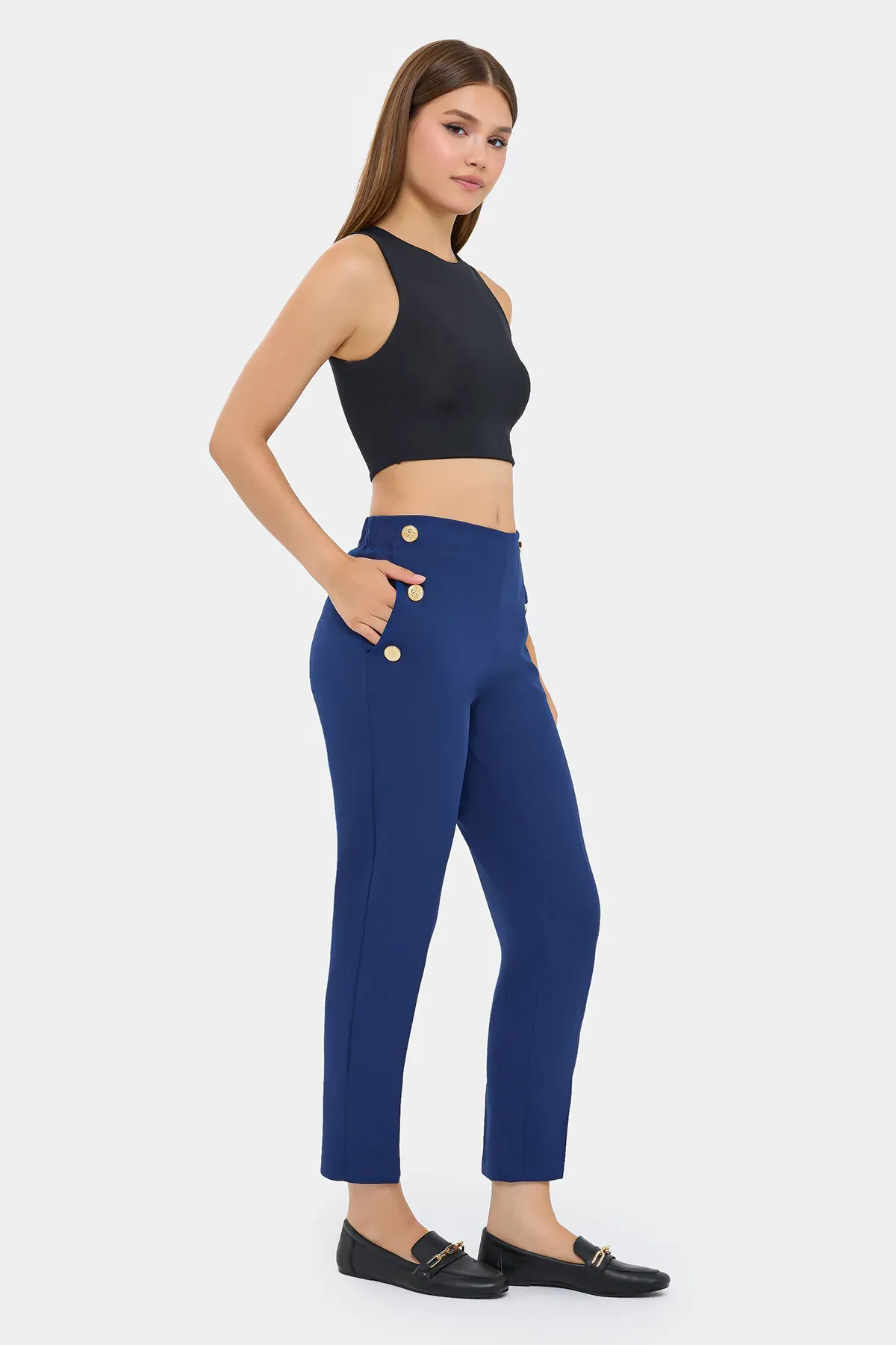 High-Waist Carrot Trousers with Button Detail 3