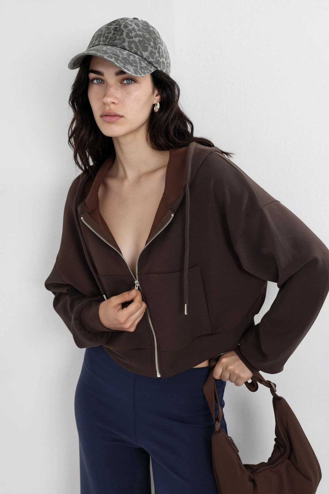 BUSEM Hooded Zippered Short Jacket 3