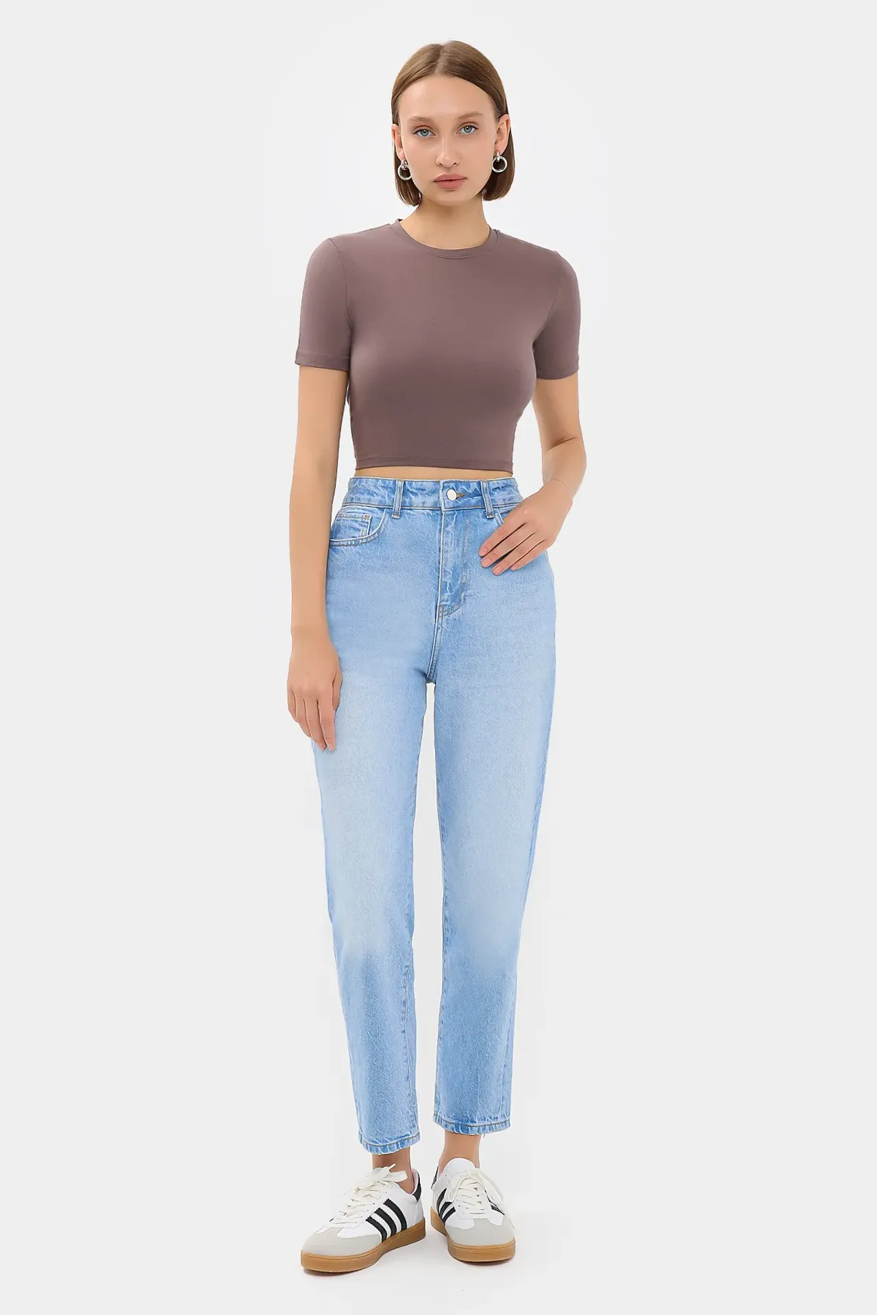 Crew Neck Basic Crop top