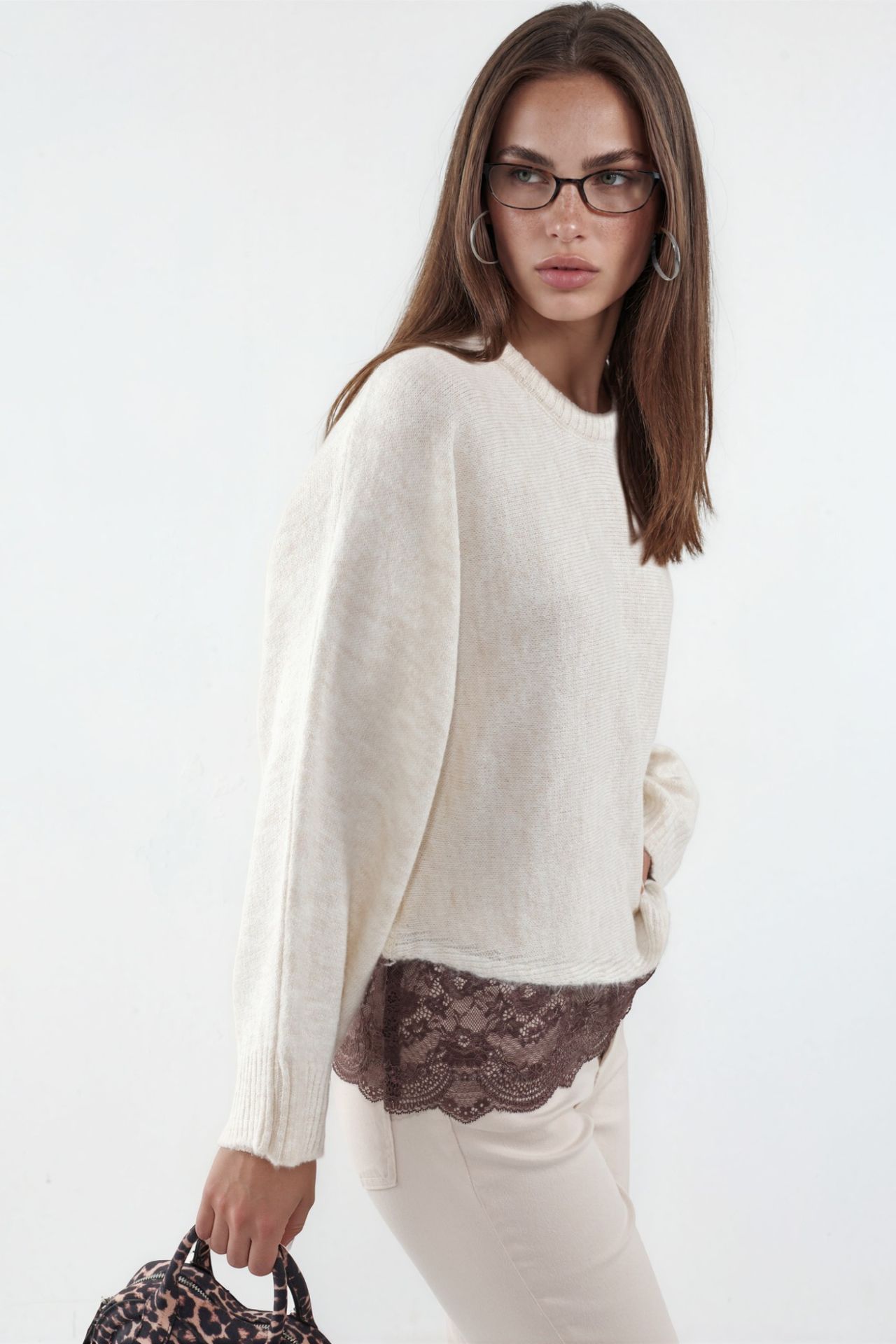 Women's solid crew neck knit sweater 3