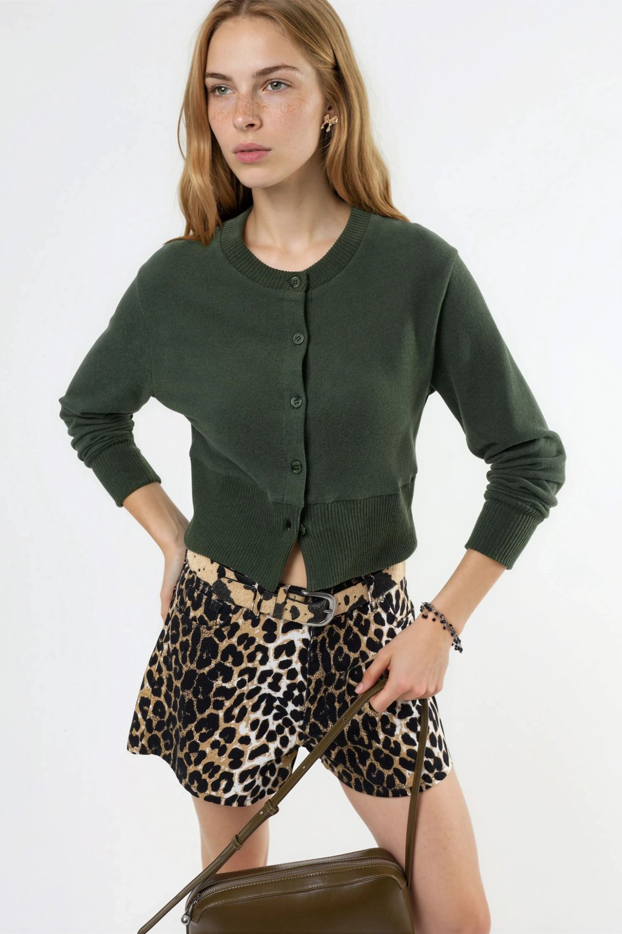 BUSEM Casual Crew Neck Buttoned Crop Jacket 1