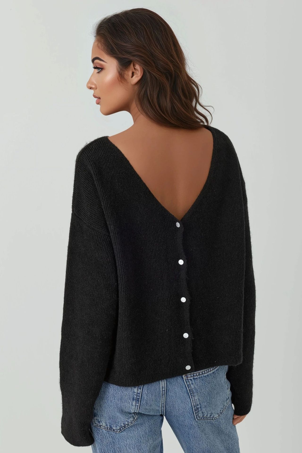 Ultra Soft V-neck Buttoned Dual-use Cardigan 2