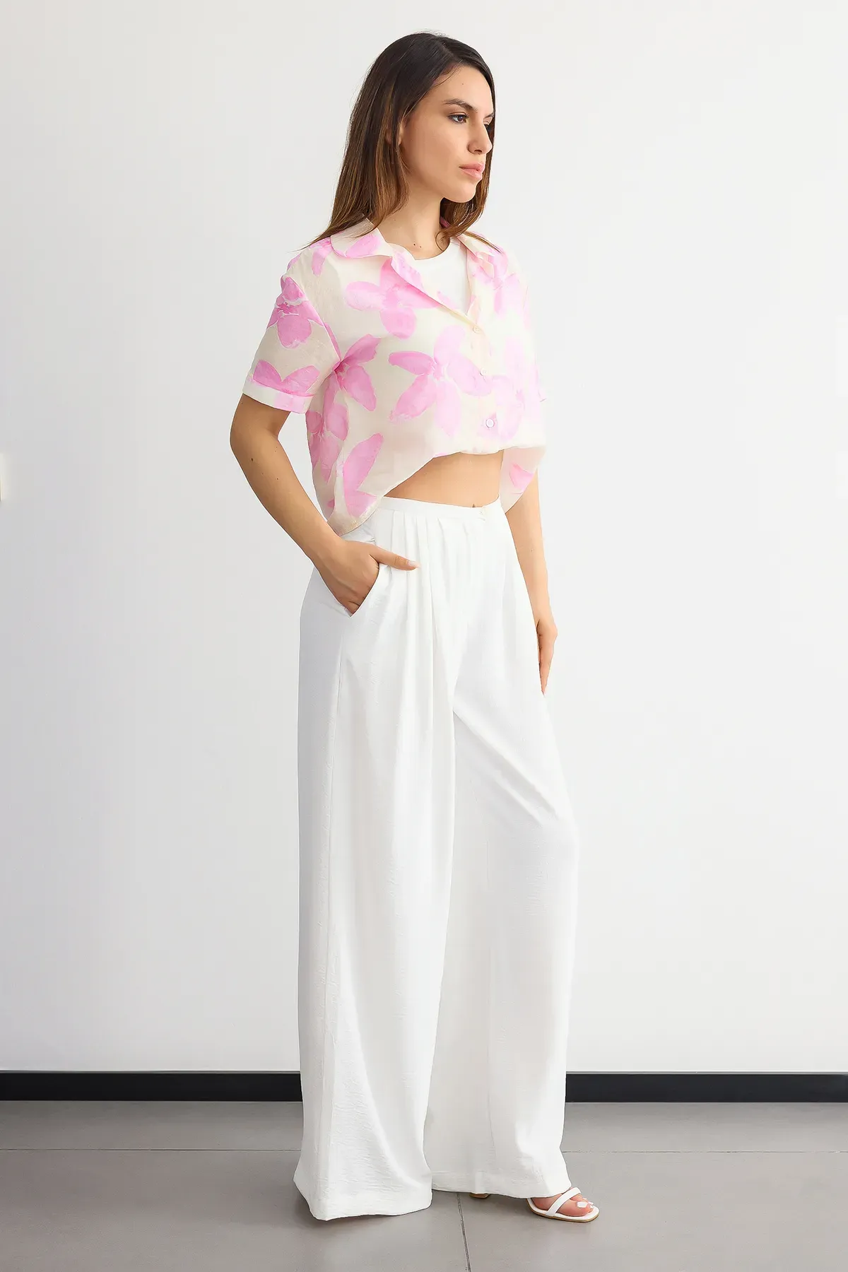 Floral Organza Short-Sleeve Cropped Shirt 3