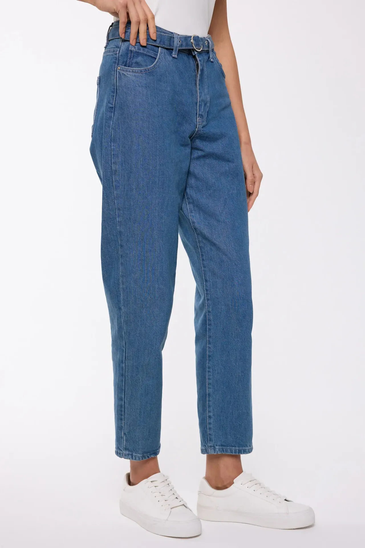 High-Waist Mom Fit Jeans with Belt Detail