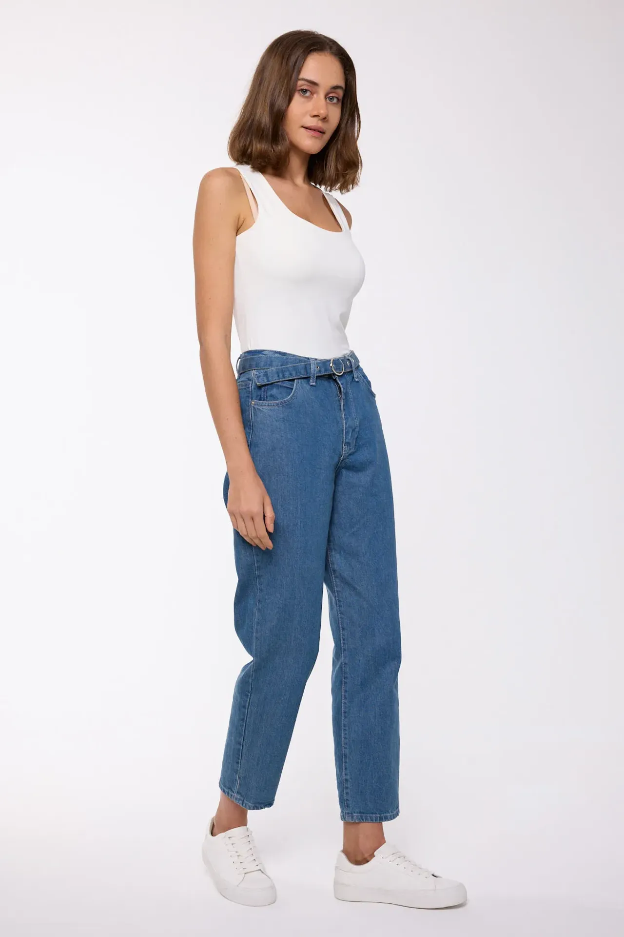 High-Waist Mom Fit Jeans with Belt Detail