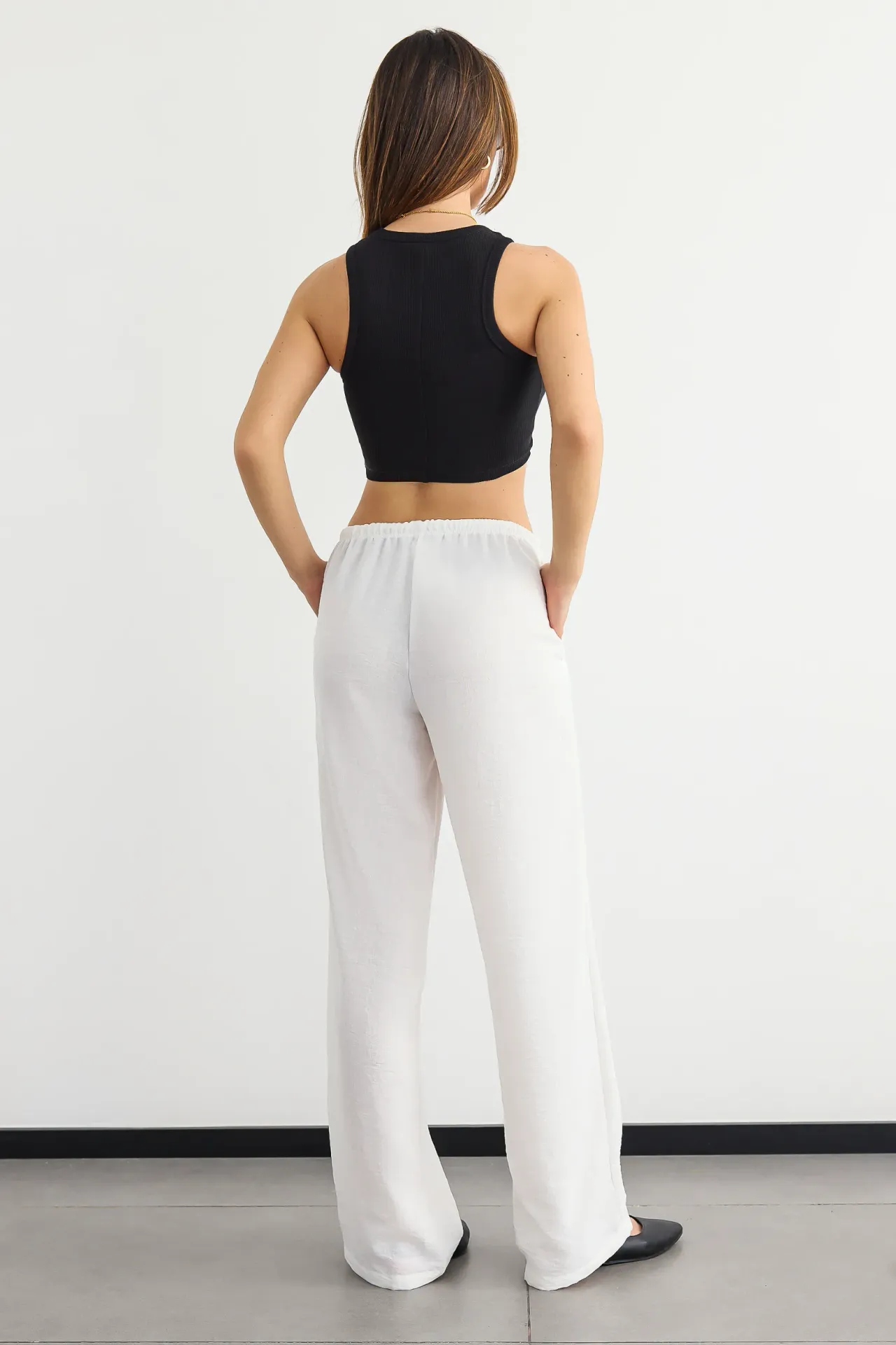 Basic Woven Crew-Neck Tank Top
