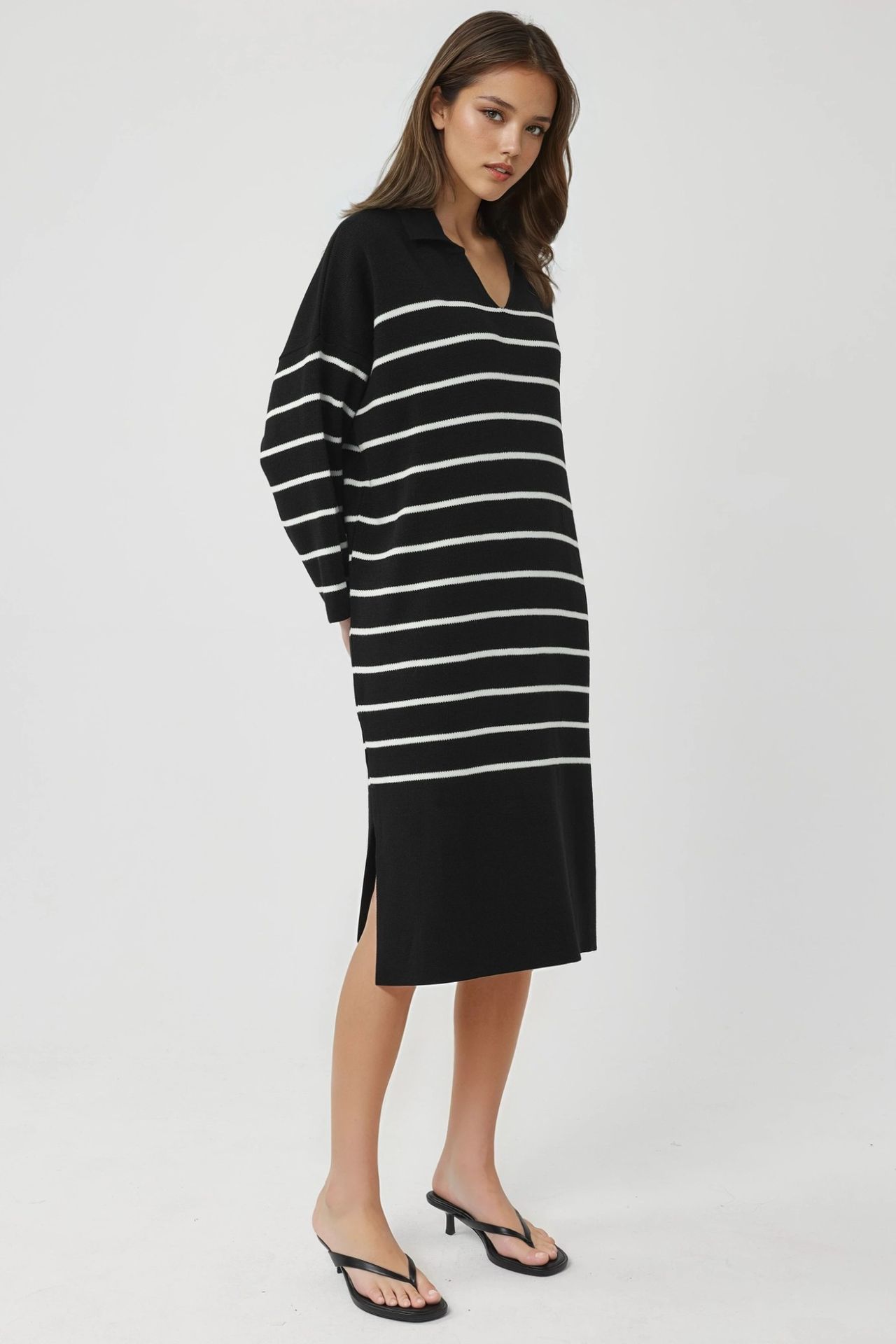 MY FASHION Striped V-Neck Loose Fit Midi Knit Dress with Slit 4