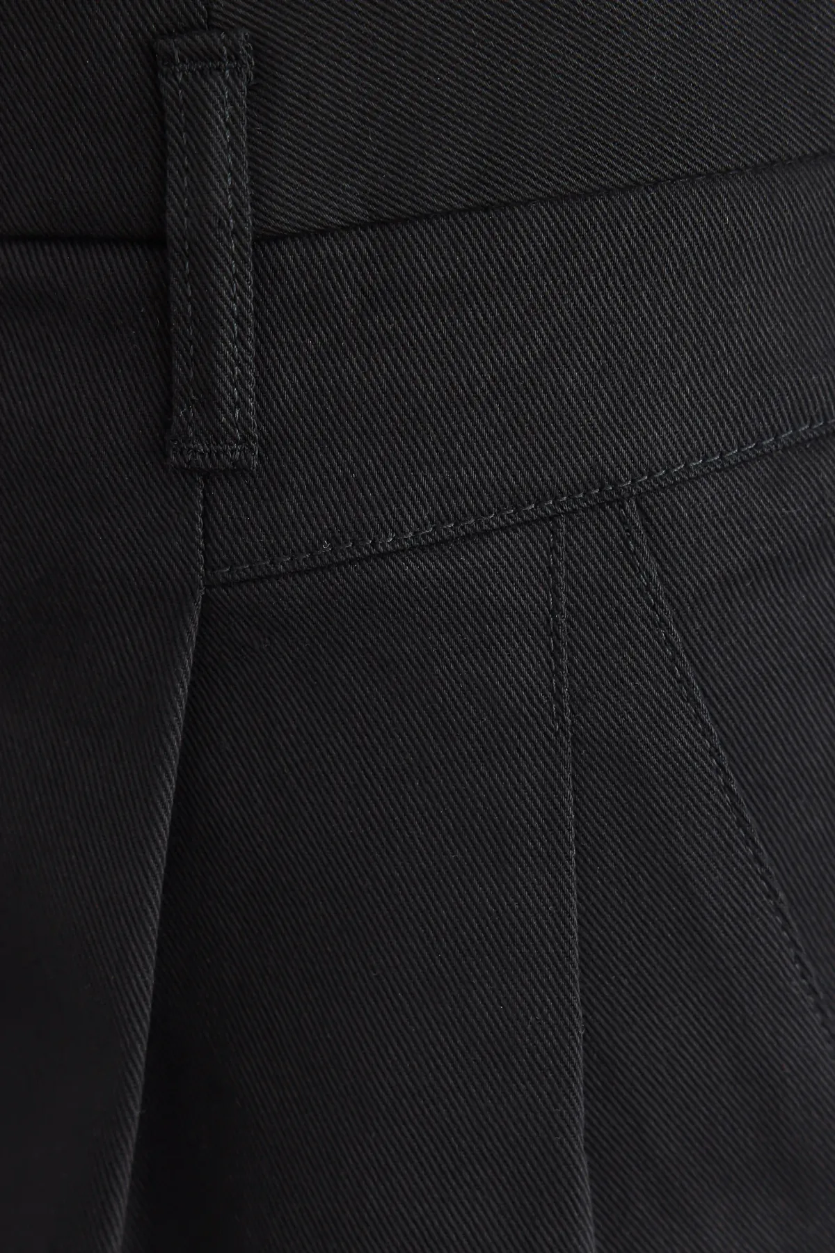 Pleated High-Waist Shorts 5