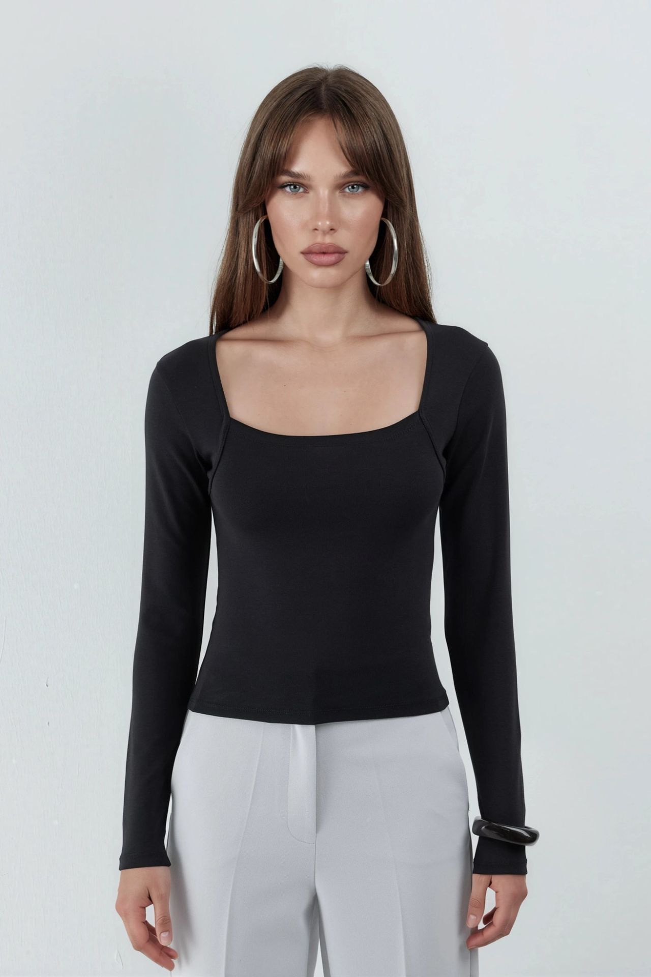 BUSEM Slim Fit Crop Blouse with Square Collar 6